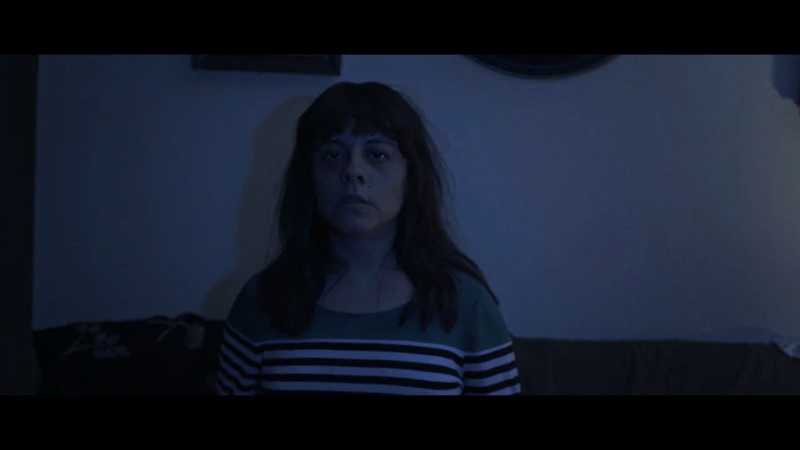 Él Ya Vivía Aquí backdrop