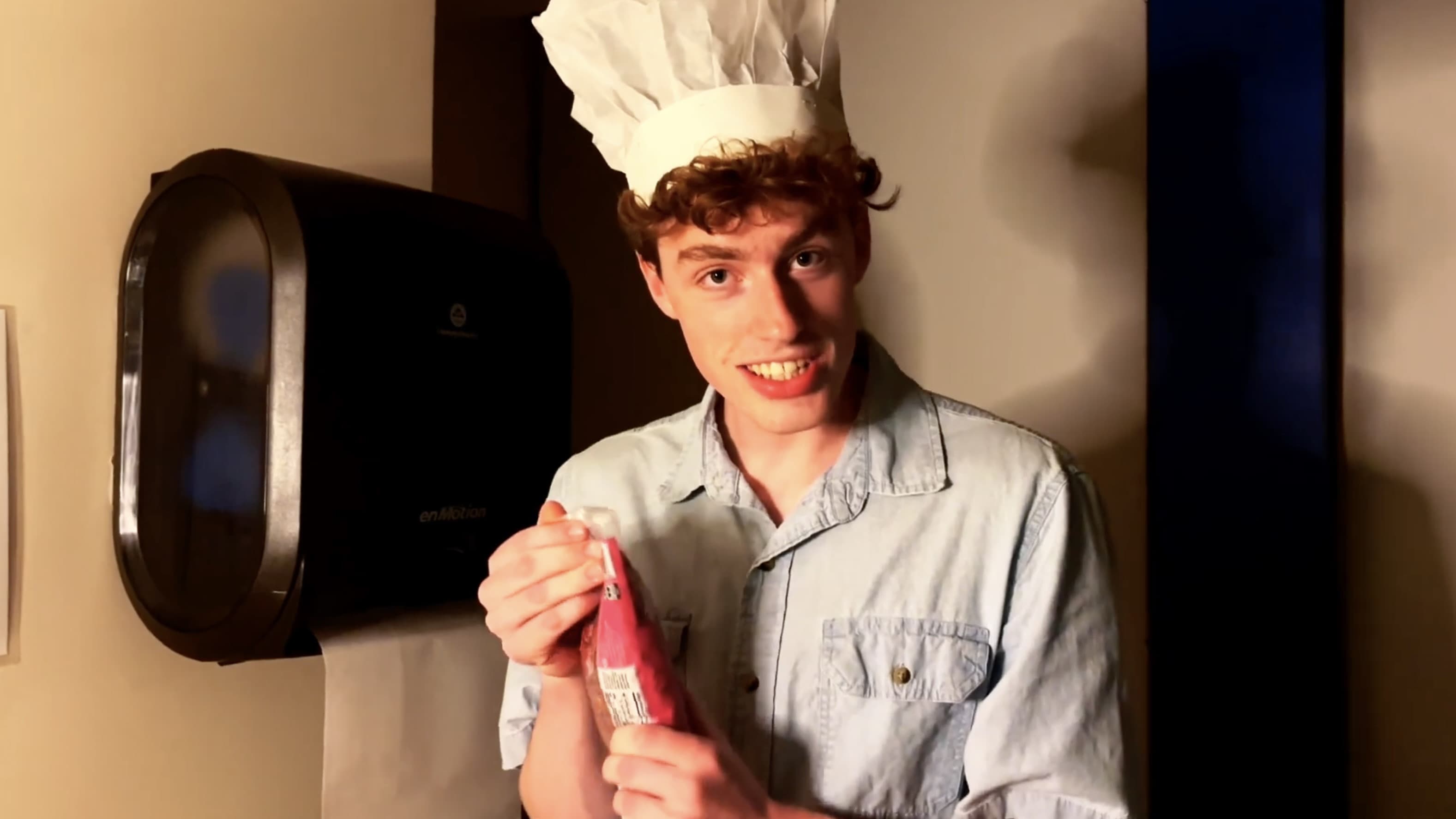 TV From The MULTIVERSE 2! backdrop