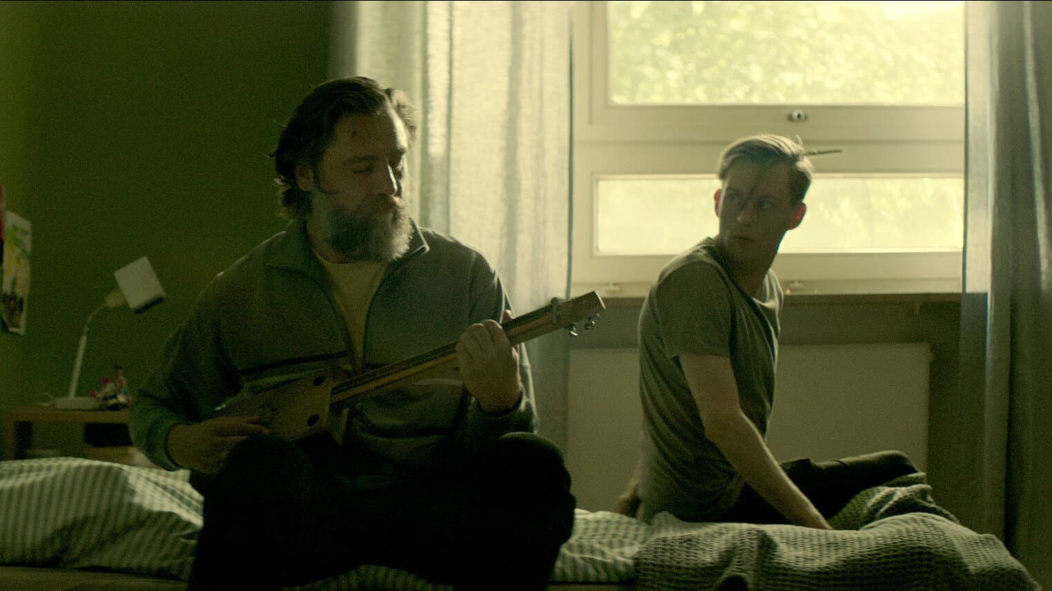 Cigarbox Blues backdrop