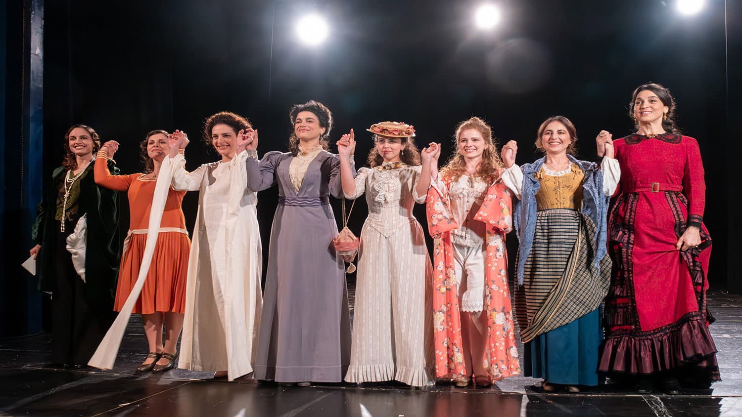 Pirandello - Il gigante innamorato backdrop