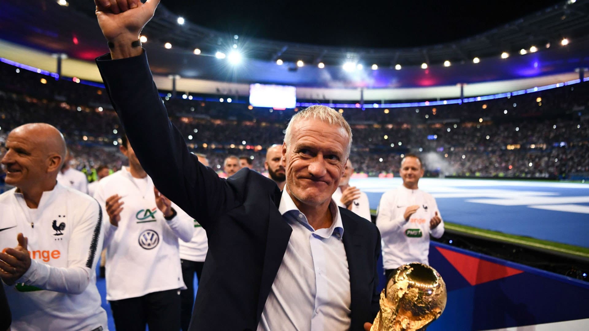 Didier face à Deschamps backdrop