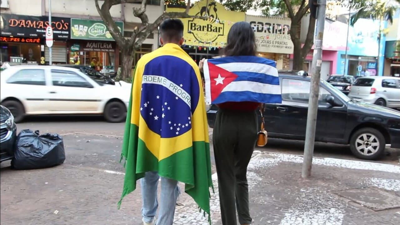 A casa que levo no peito backdrop