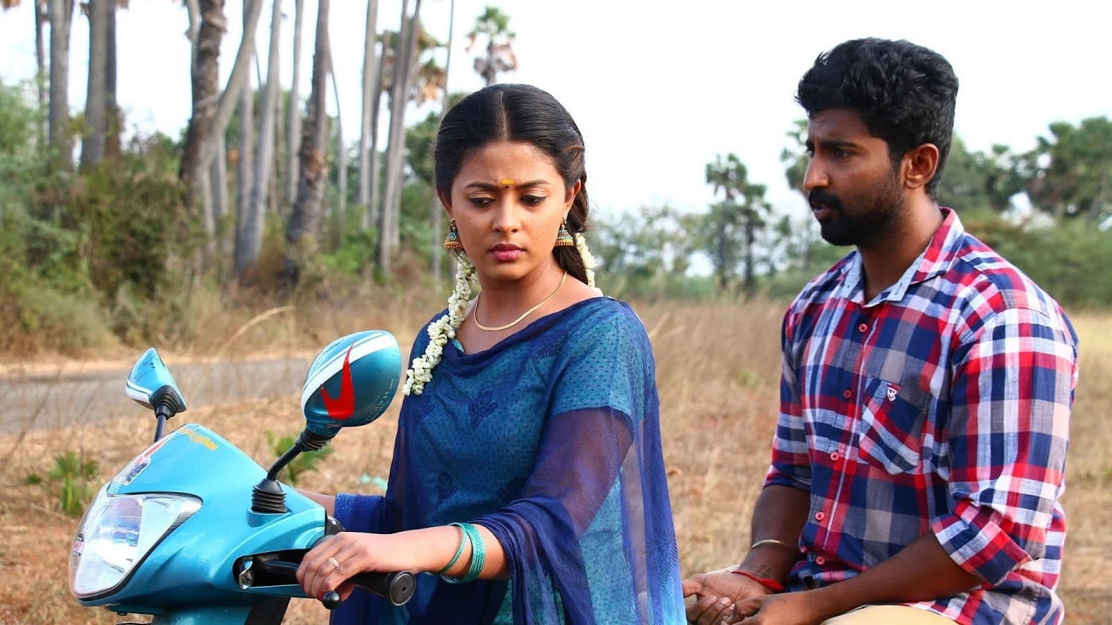 Namma Oorukku Ennathan Achu backdrop