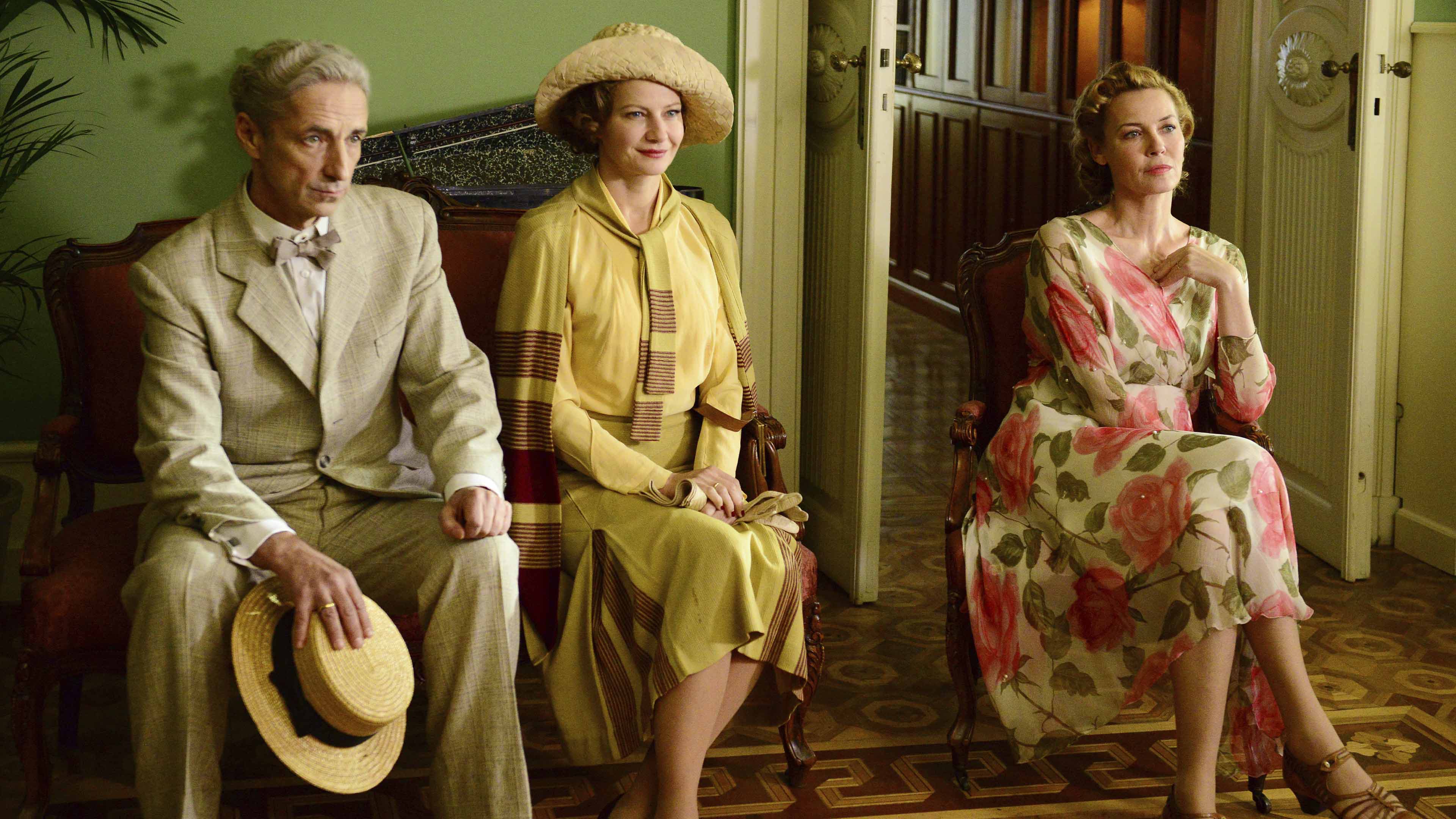 I'll Find You backdrop