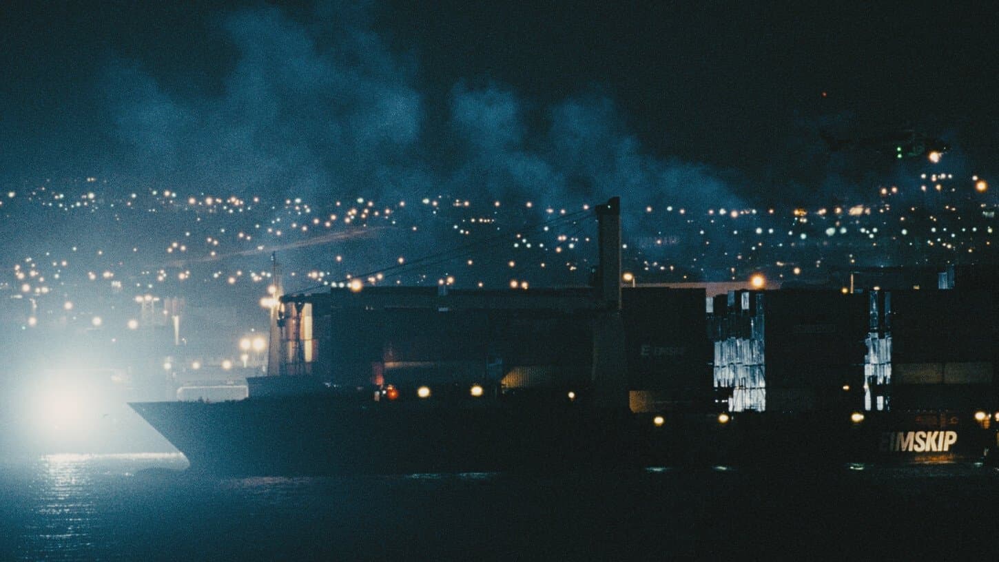 Reykjavik-Rotterdam backdrop