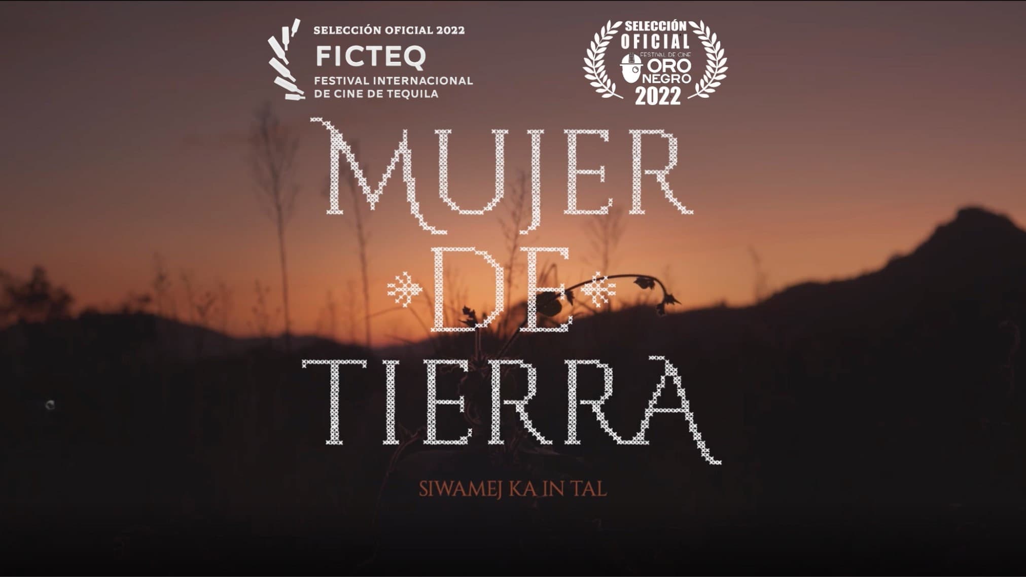 Mujer de Tierra backdrop