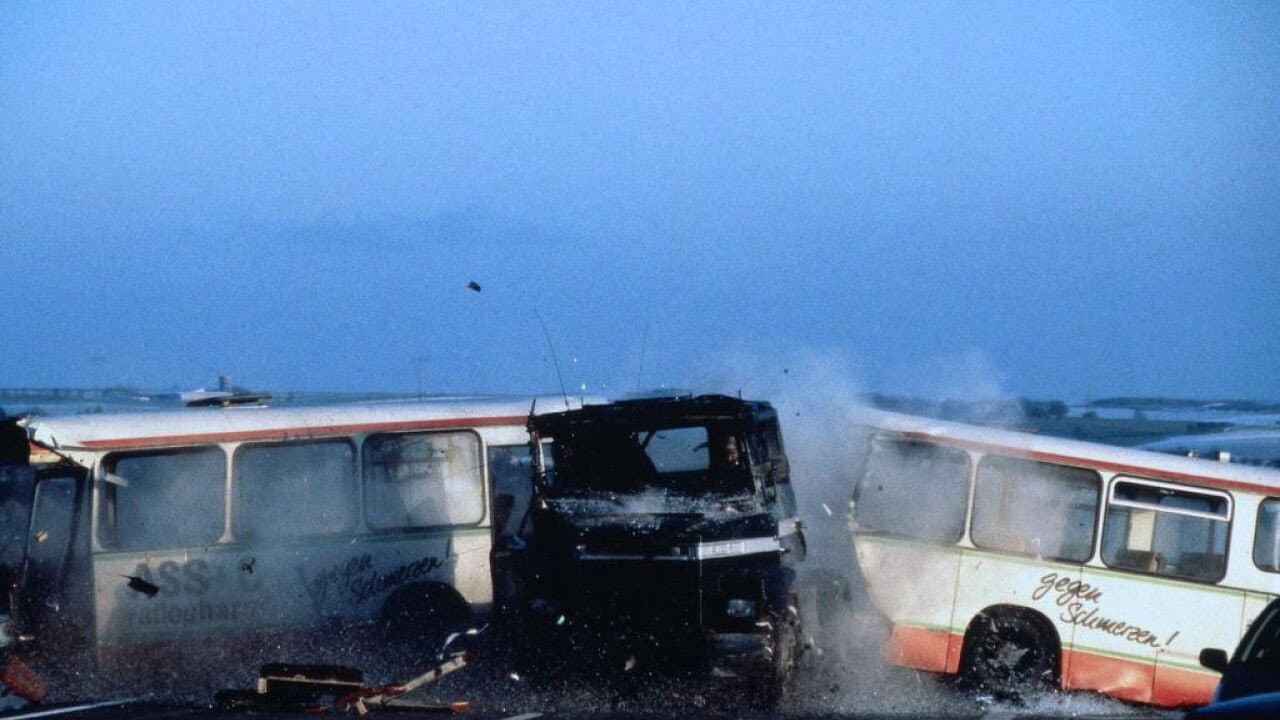 Der Träumer und das wilde Mädchen - Hetzjagd durch Deutschland backdrop