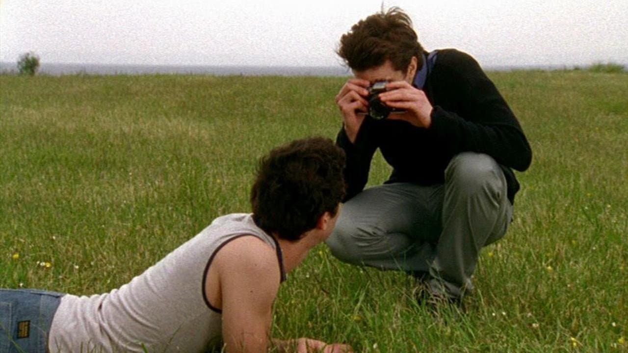 Close to Leo backdrop