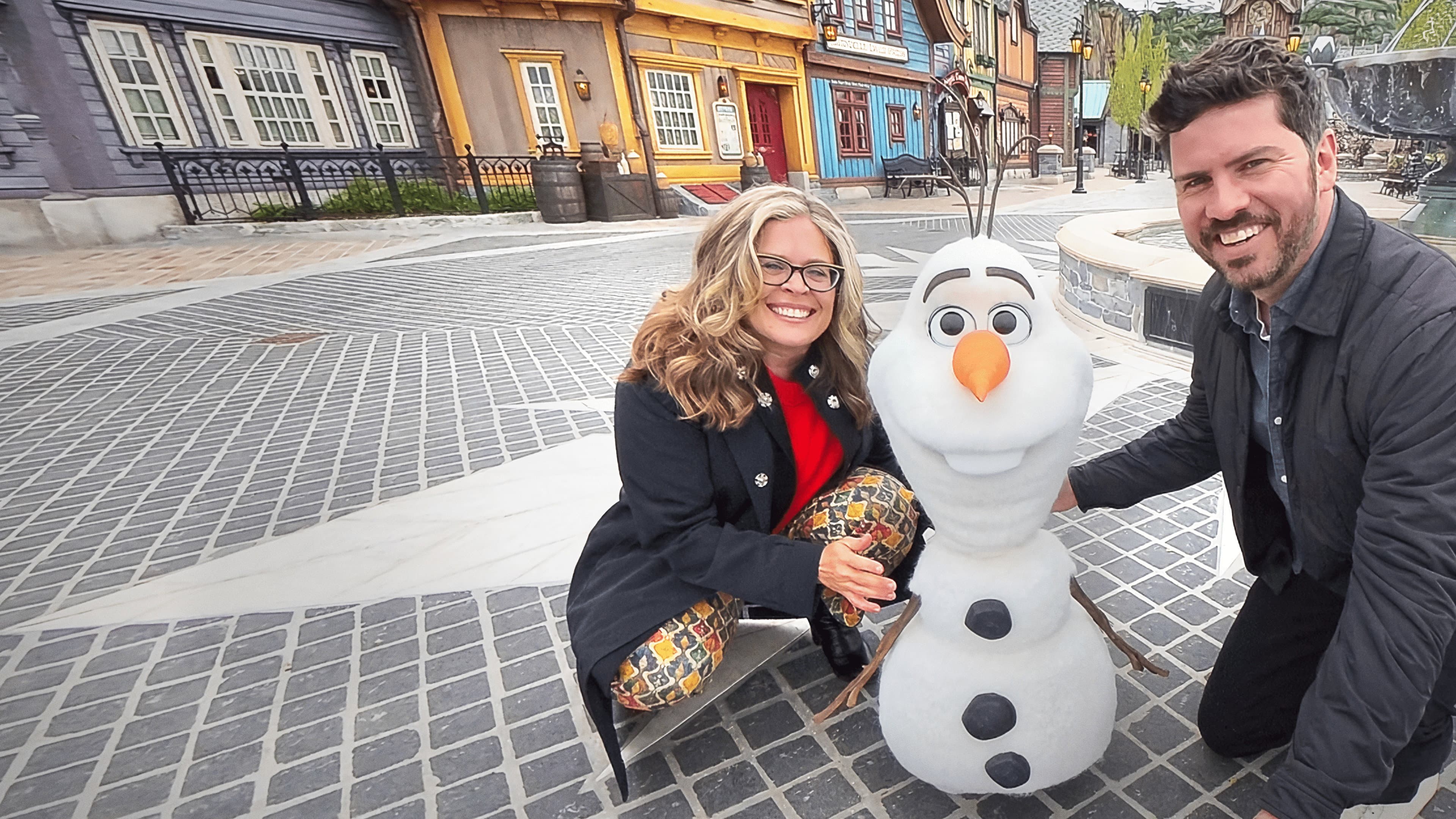 Disney+ Insider World of Frozen backdrop