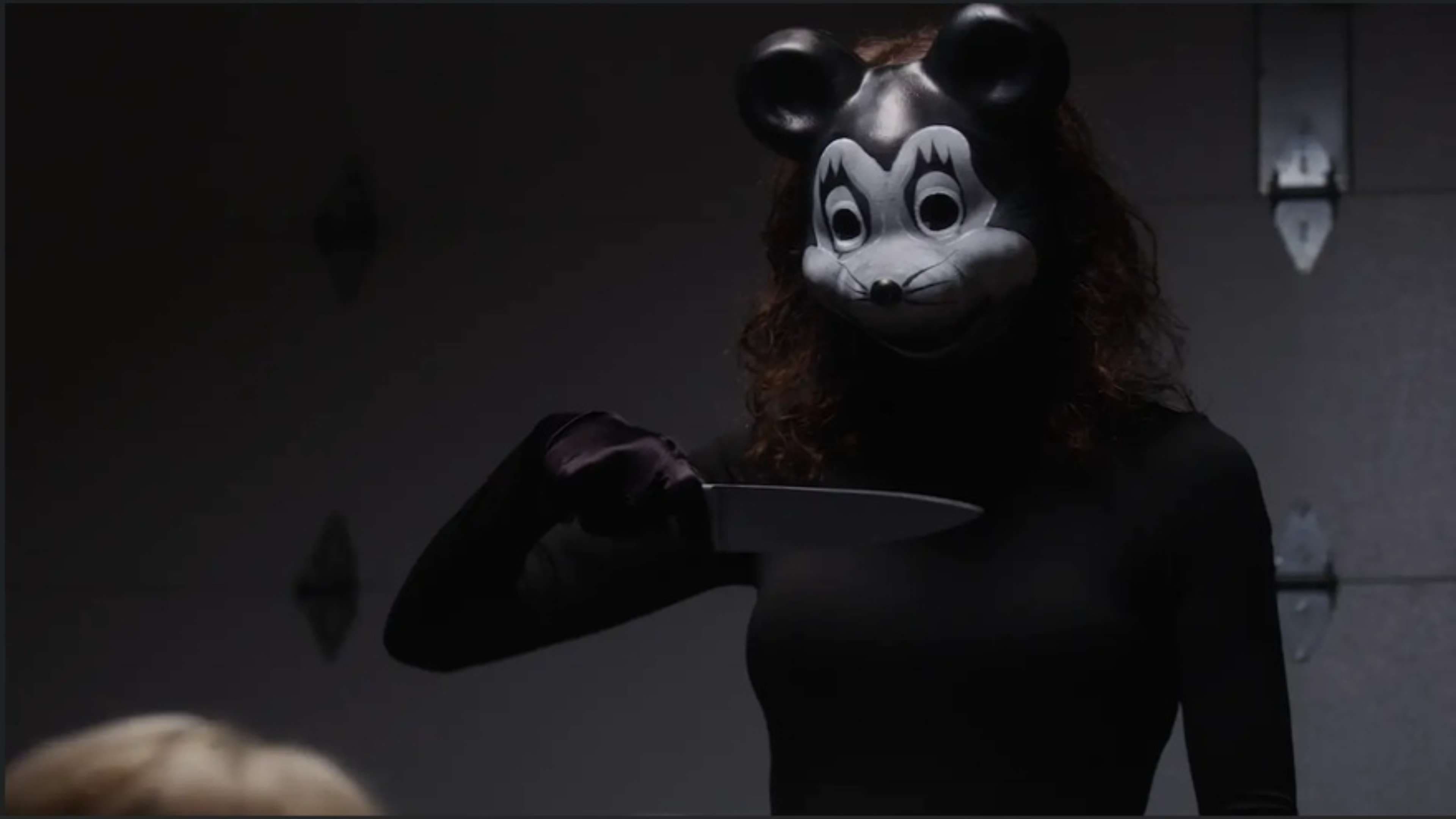 Minnie’s Midnight Massacre backdrop