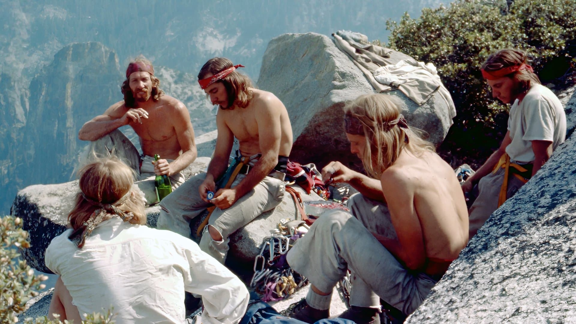 Valley Uprising backdrop