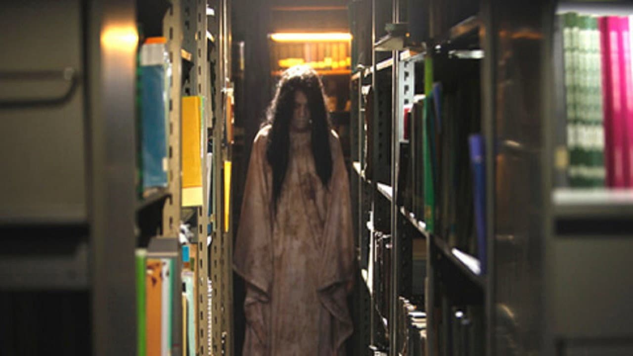 Kuntilanak Kesurupan backdrop