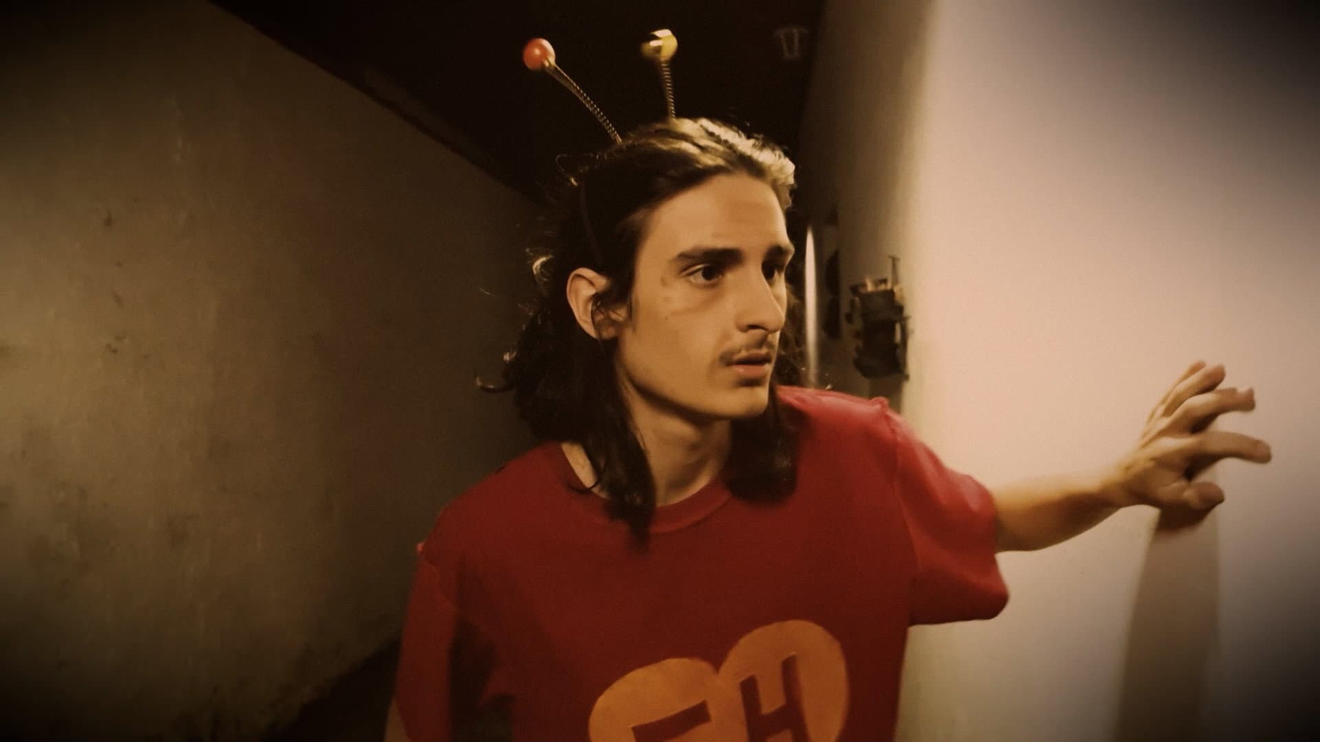 Chapolin Descolorado backdrop