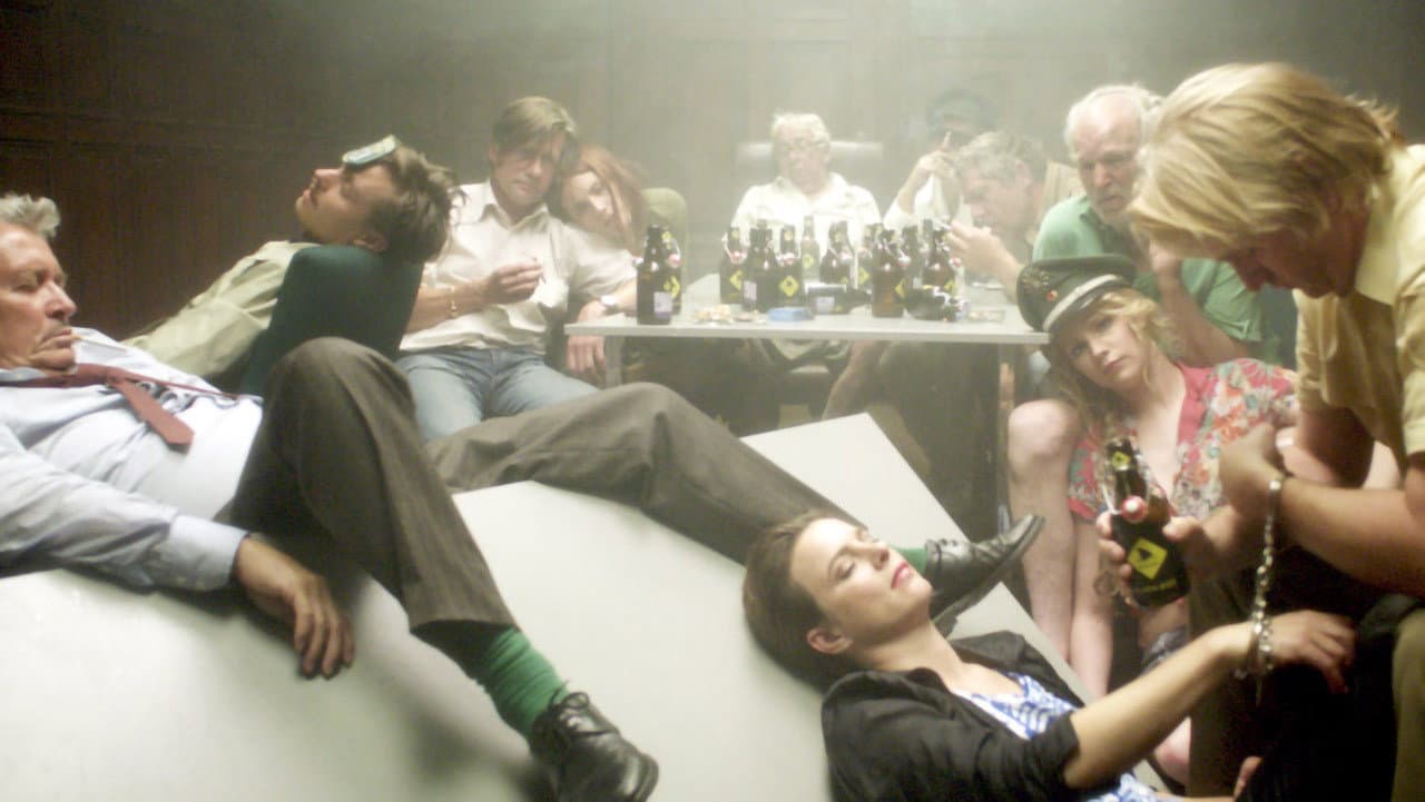 Hai-Alarm am Müggelsee backdrop