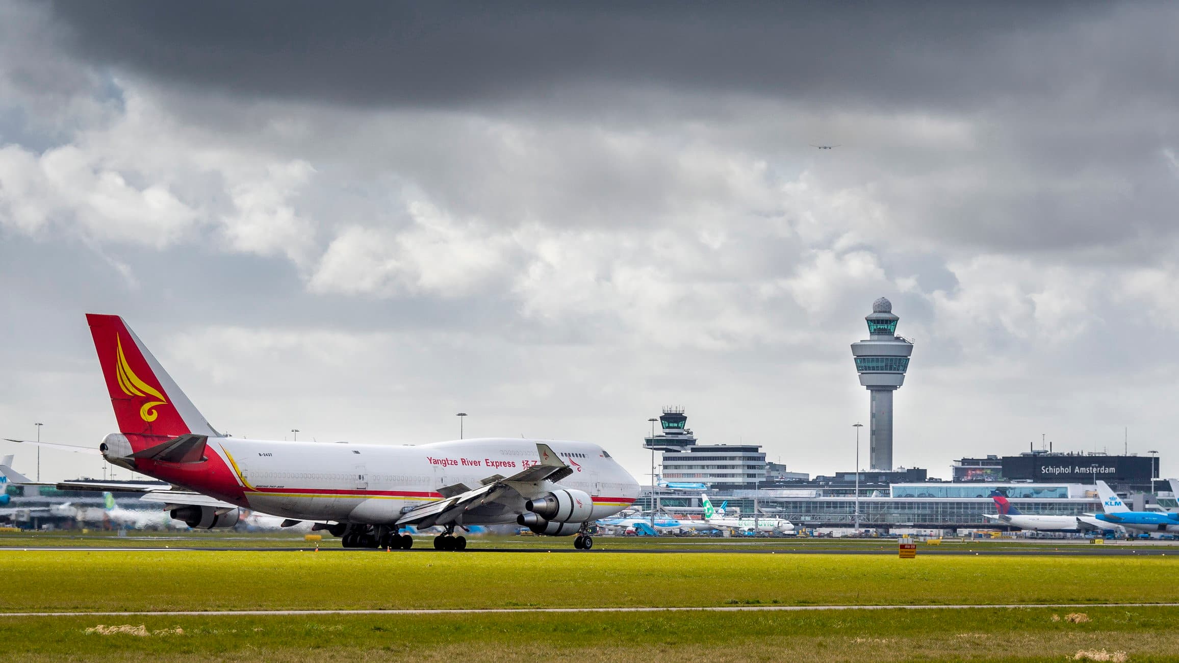100 jaar Schiphol: Luchtzaken onder de zeespiegel backdrop