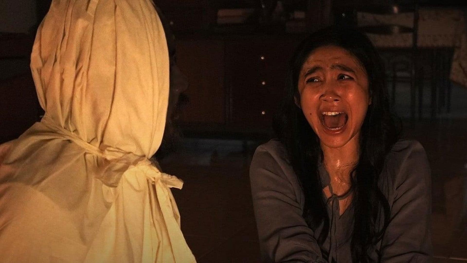 Wanita Ahli Neraka backdrop