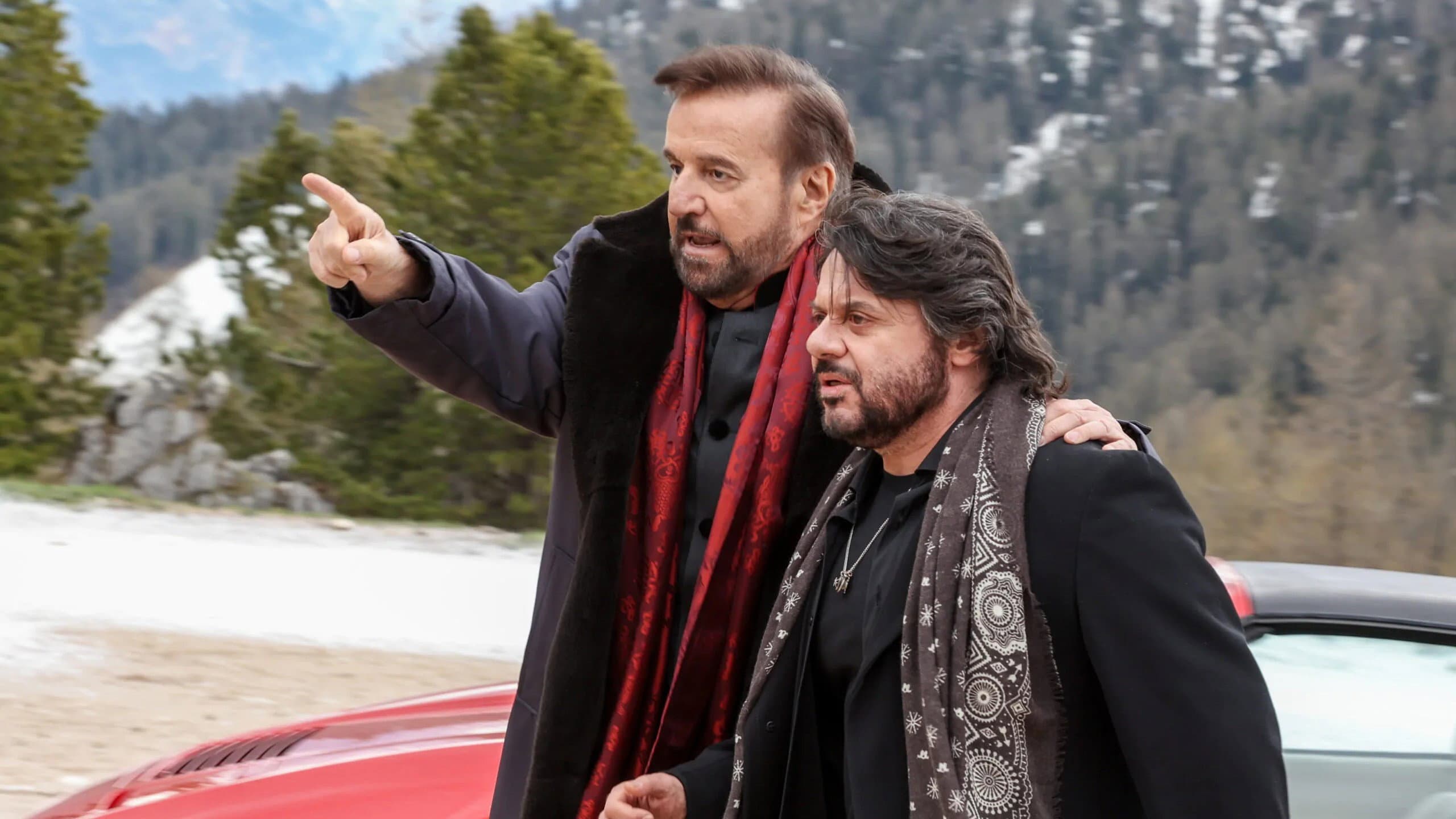 Cortina Express backdrop