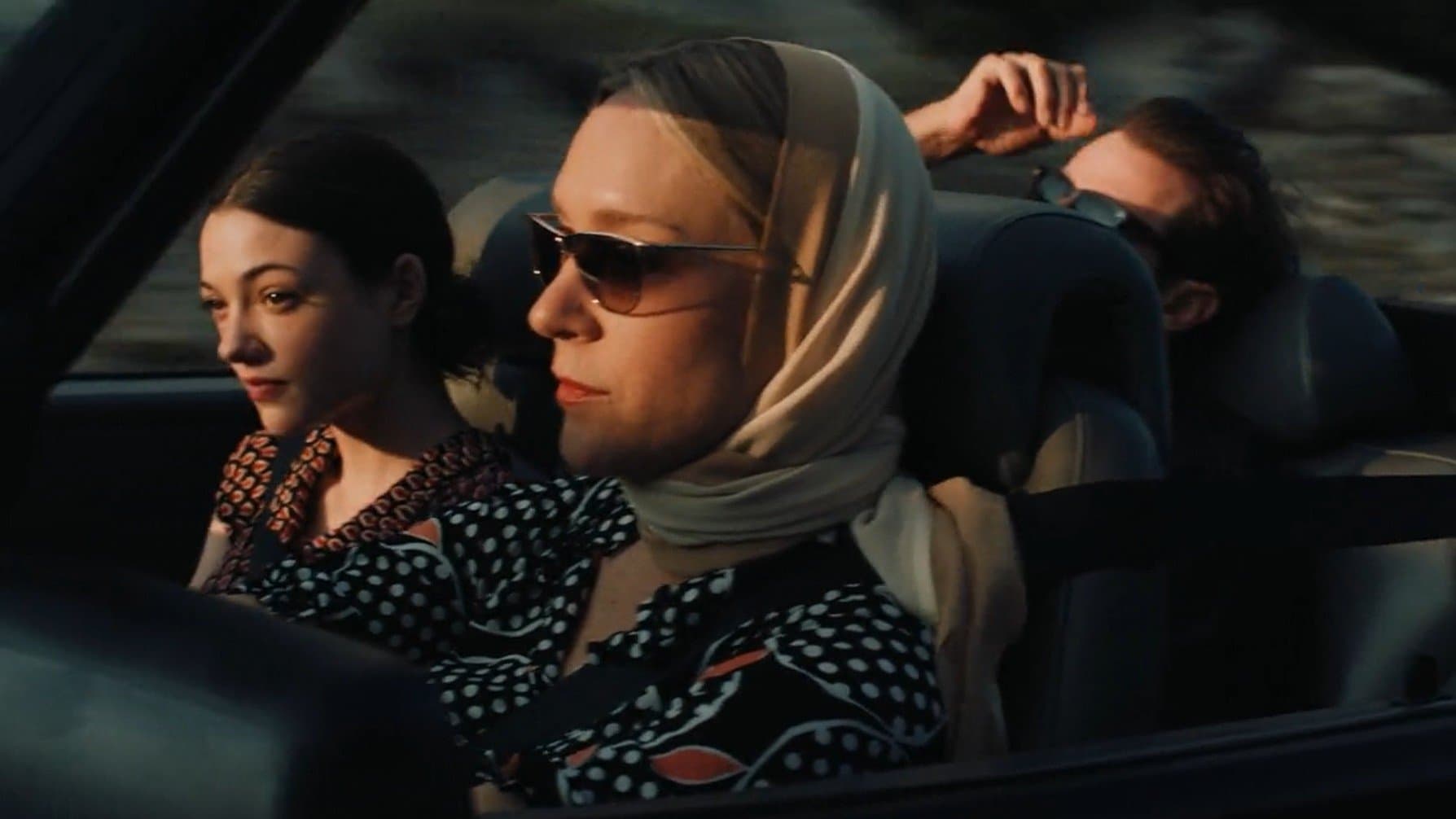 Bonjour Tristesse backdrop