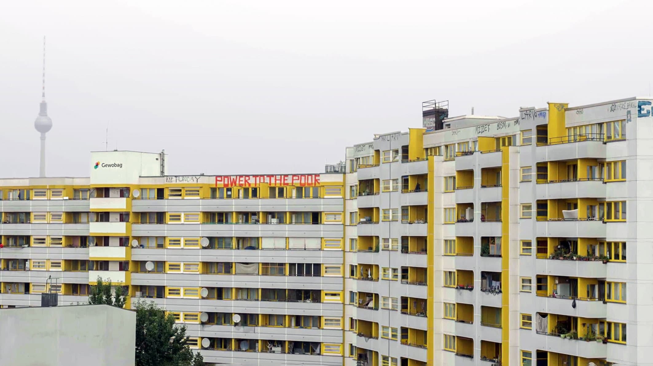 Scherbenland backdrop