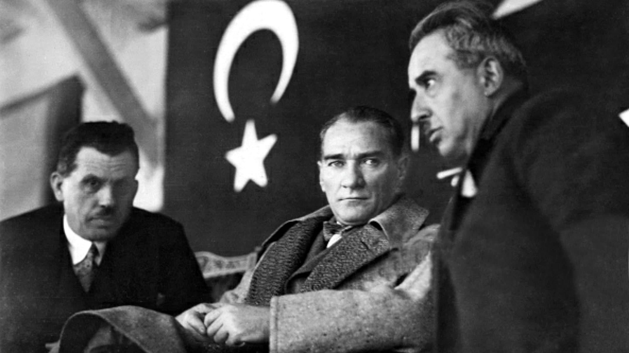 Atatürk, Father of Modern Turkey backdrop