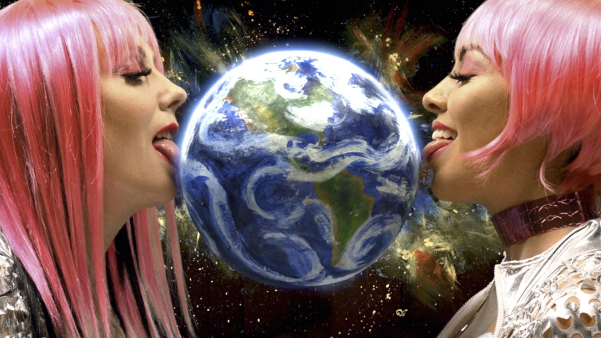 Earthlickers backdrop