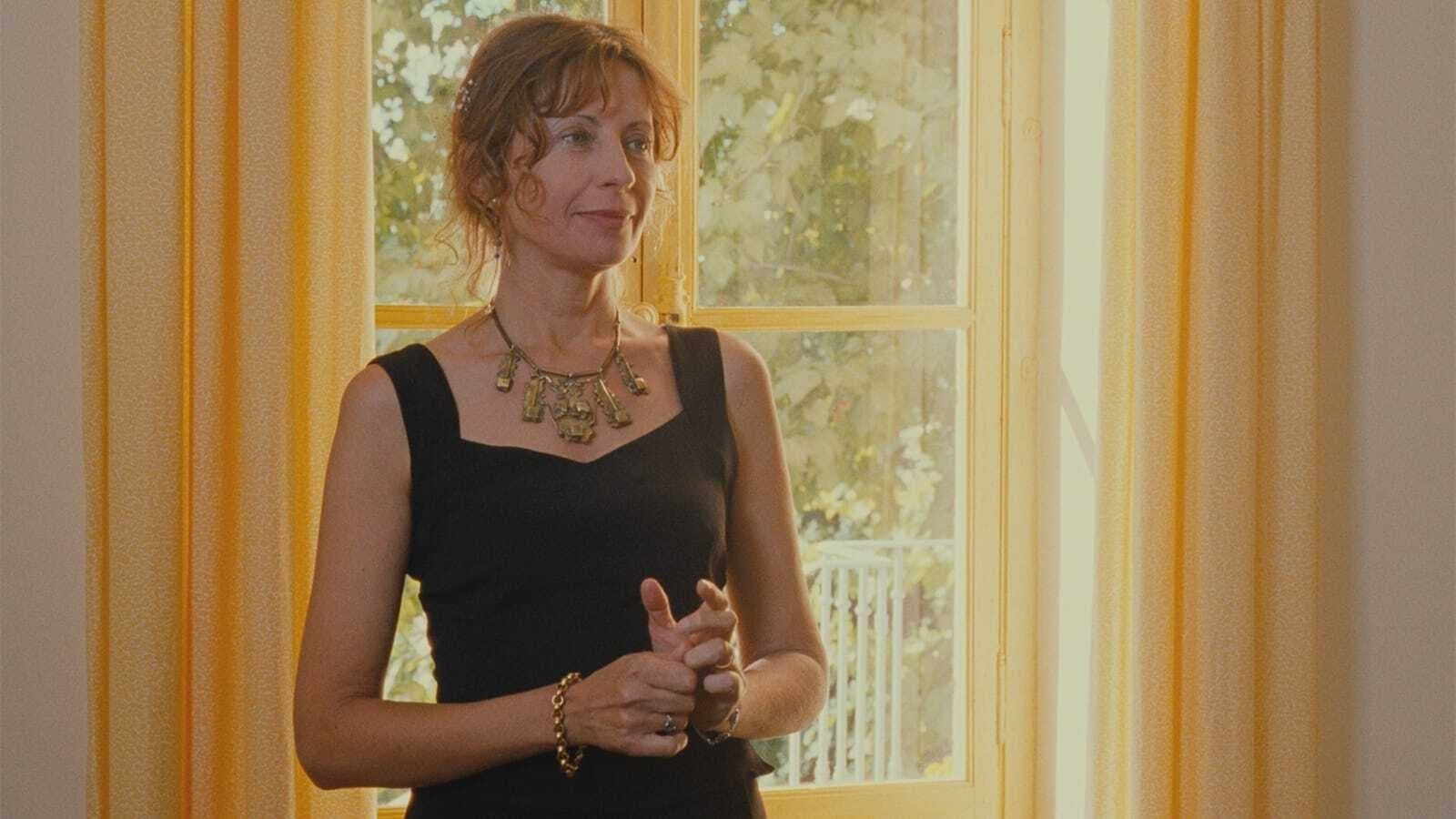 A Tale of Autumn backdrop