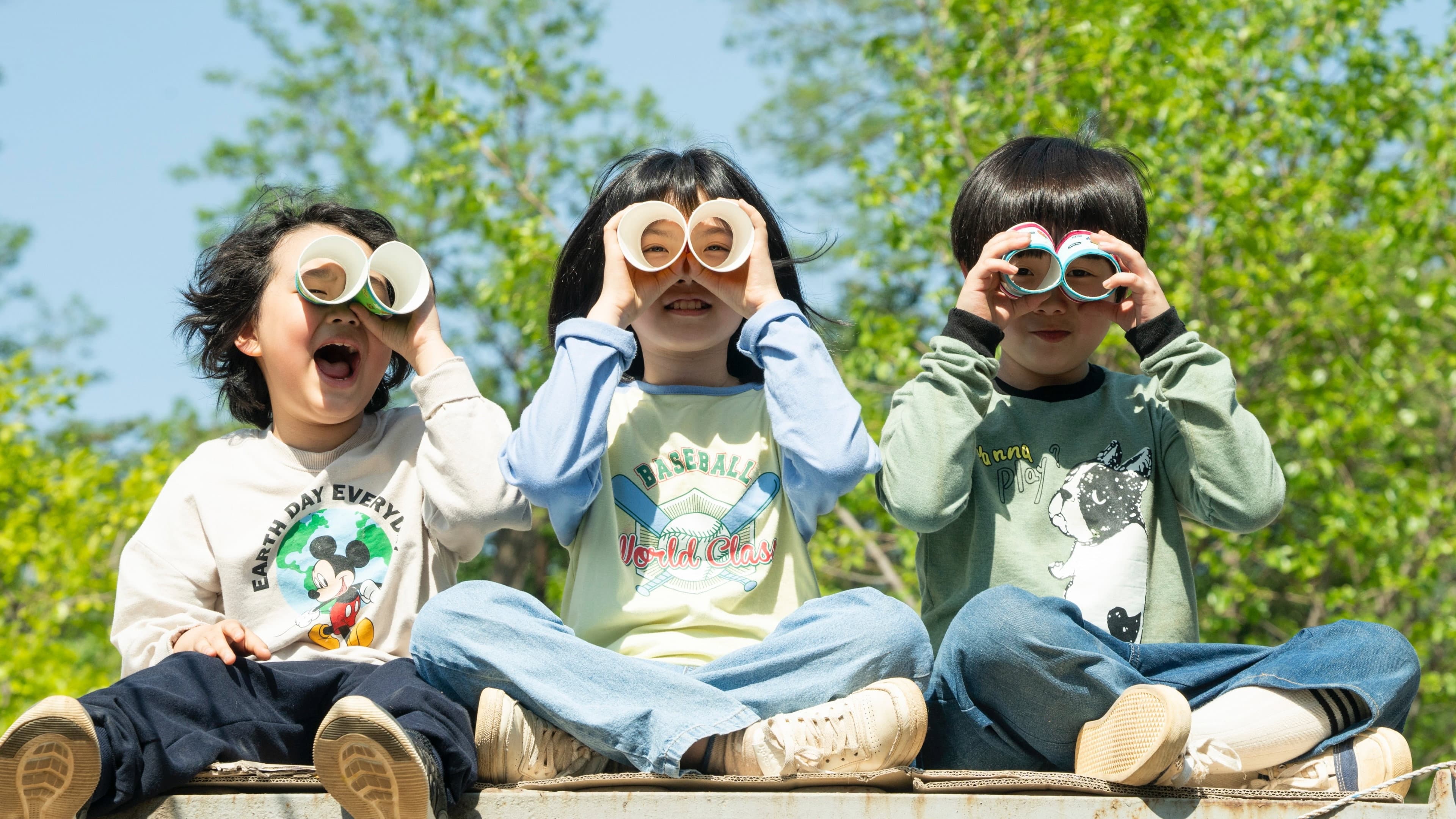 Kids Are Fine backdrop