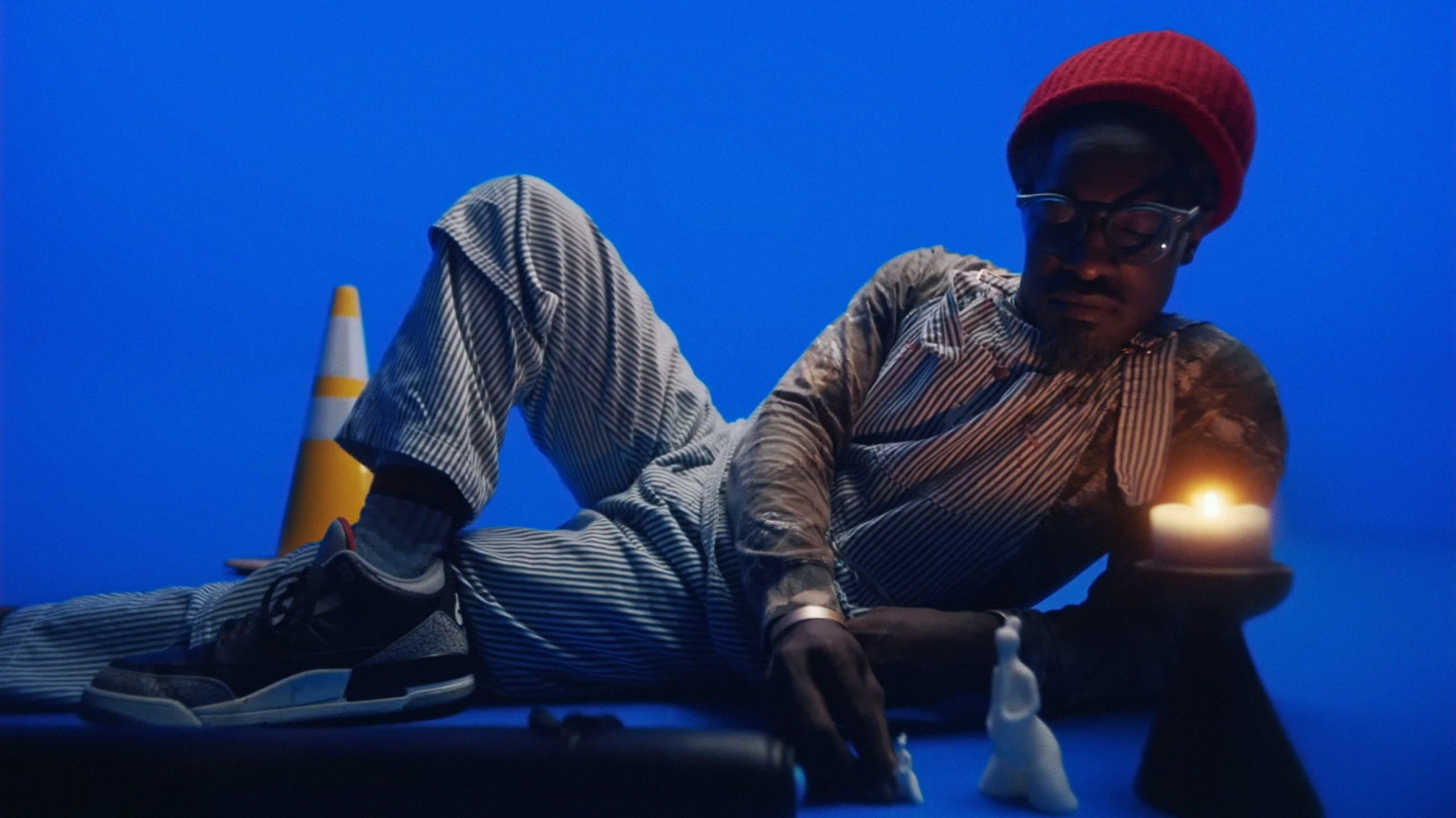 André 3000: New Blue Sun (Listening) backdrop