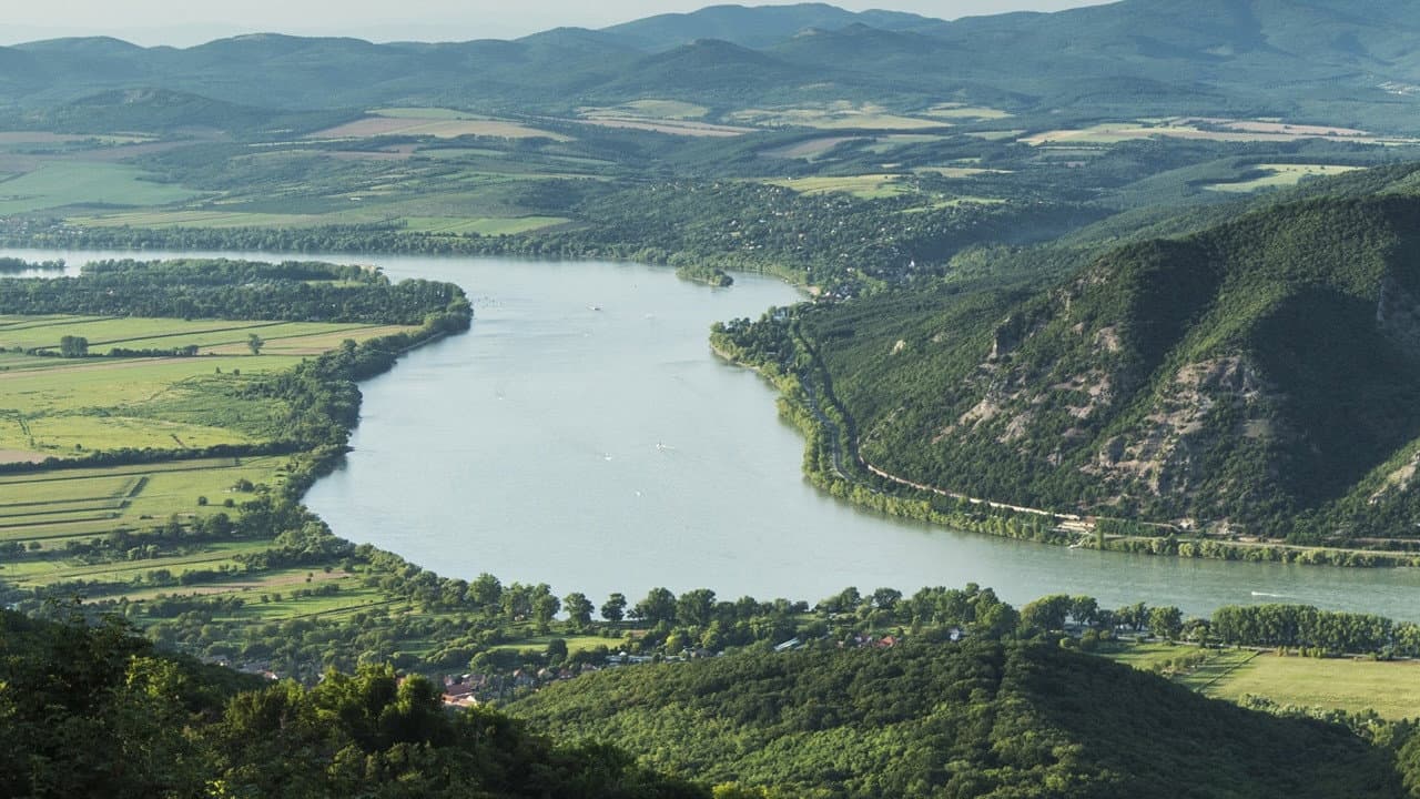 Hľadám Dunaj backdrop