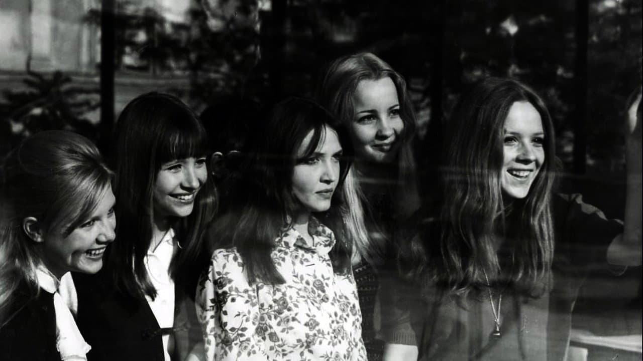 Don’t Cry, Pretty Girls! backdrop