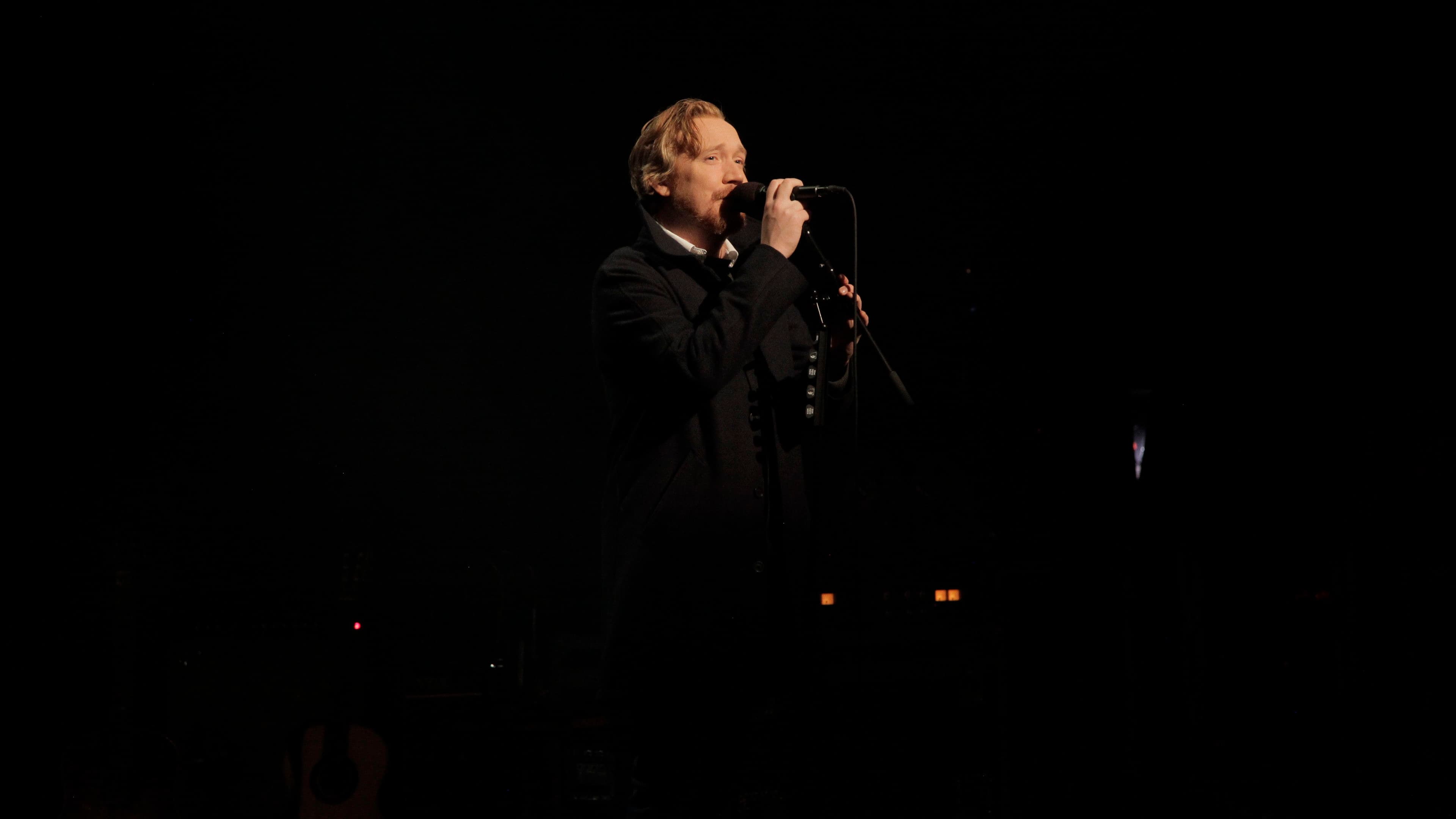 Winnerbäck - A Kind of Life backdrop