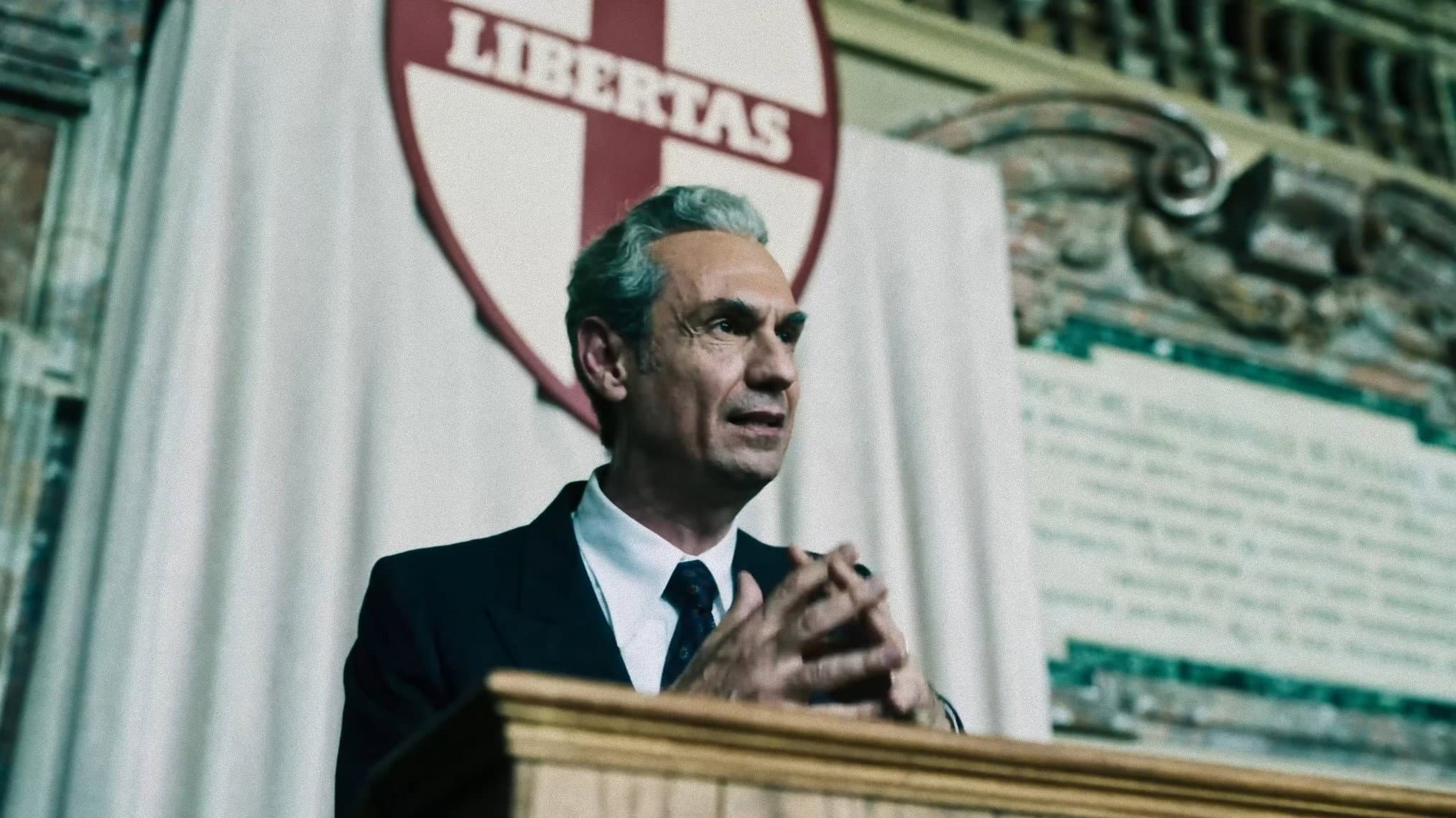 Esterno Notte (part I) backdrop