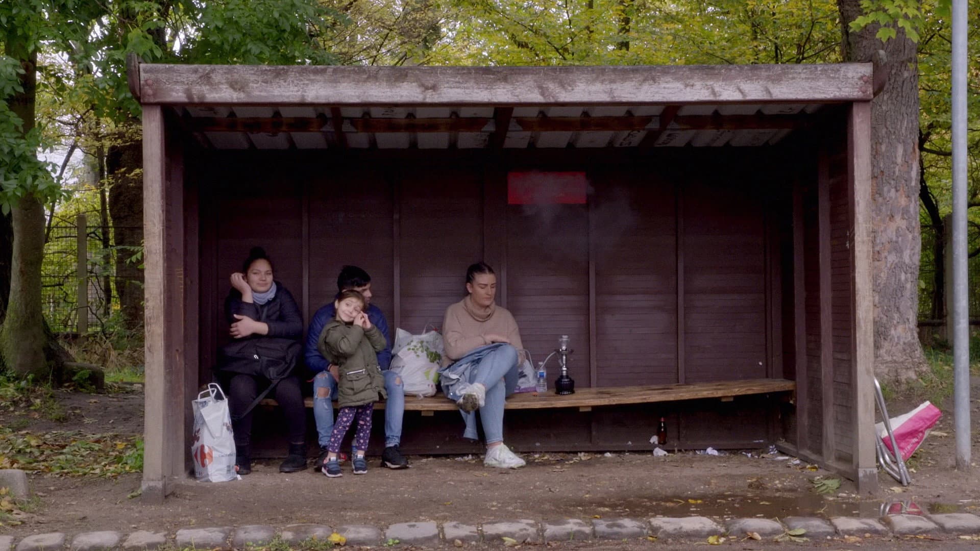 Devant – Contrechamp de la rétention backdrop