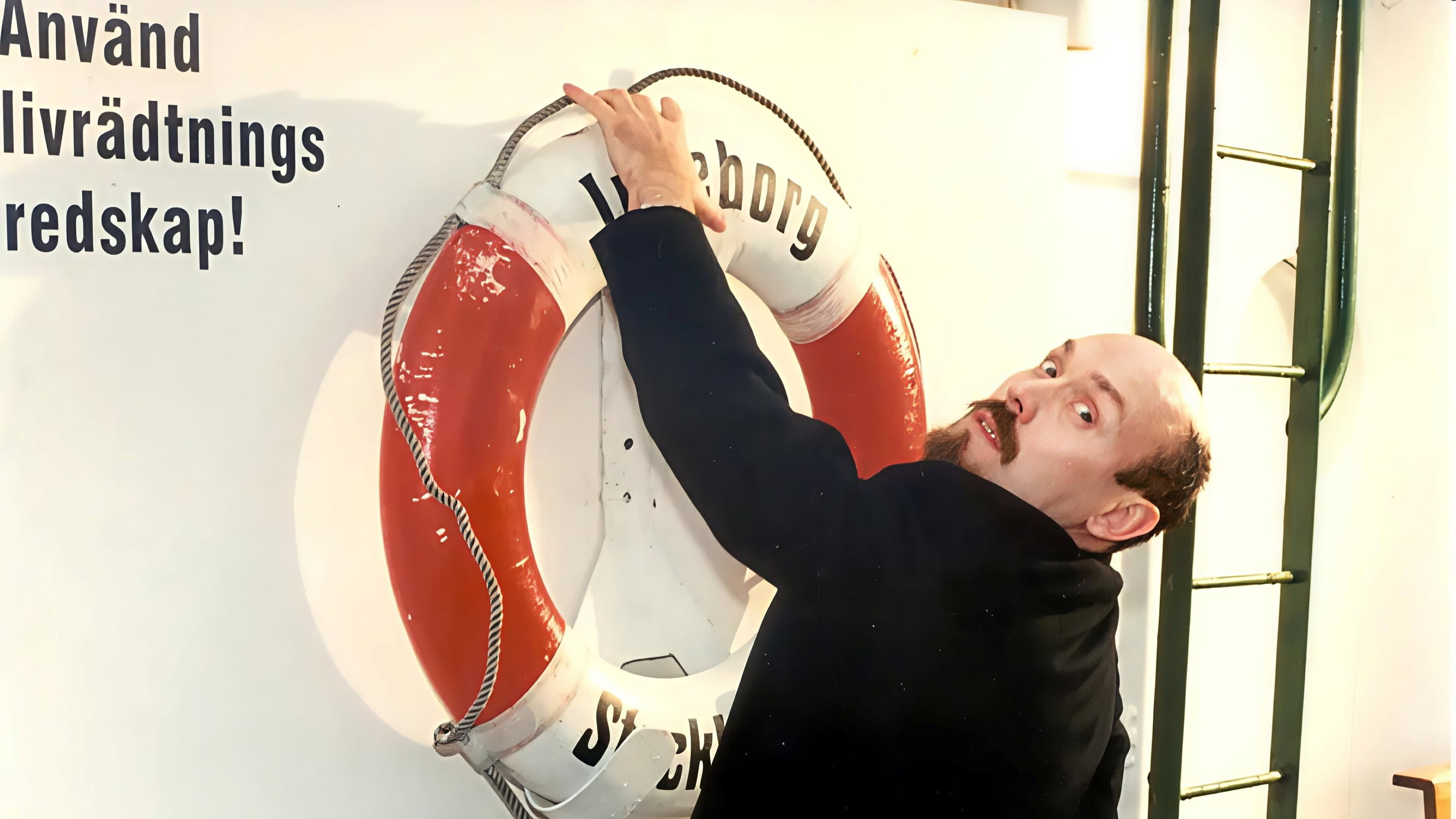 All My Lenins backdrop