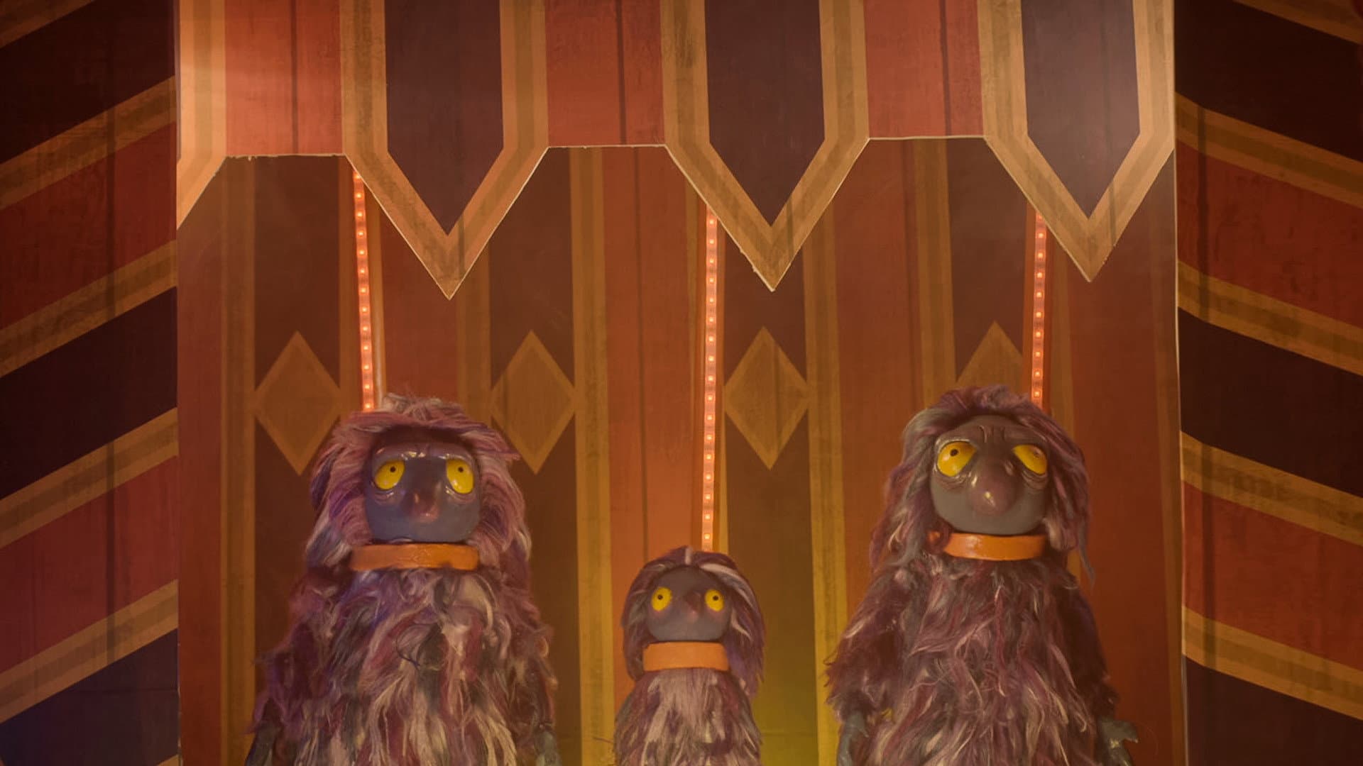 Los Cautiferoz backdrop