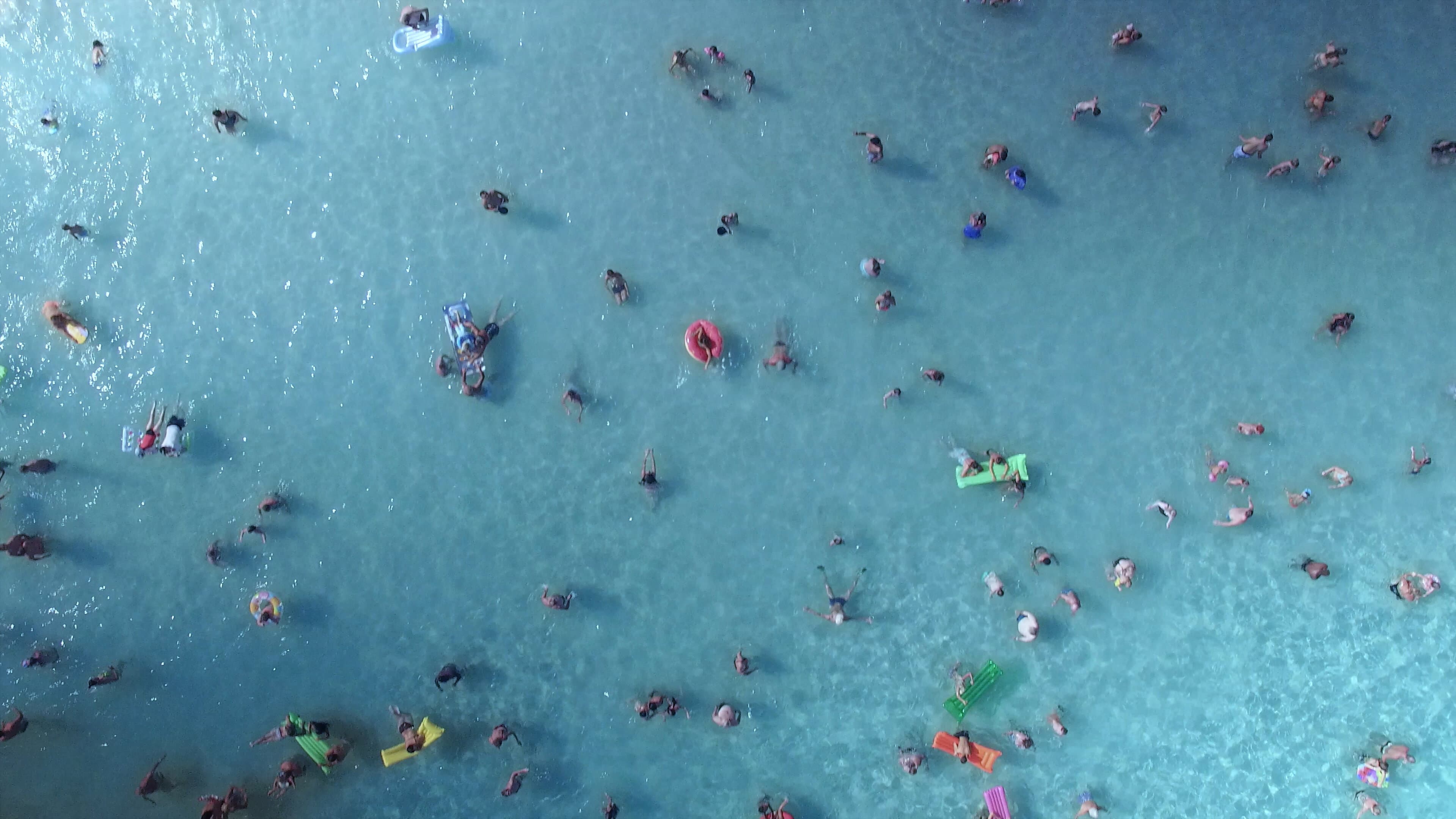 Overbooking backdrop