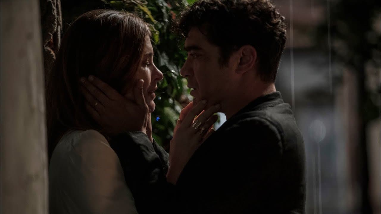 Quasi orfano backdrop