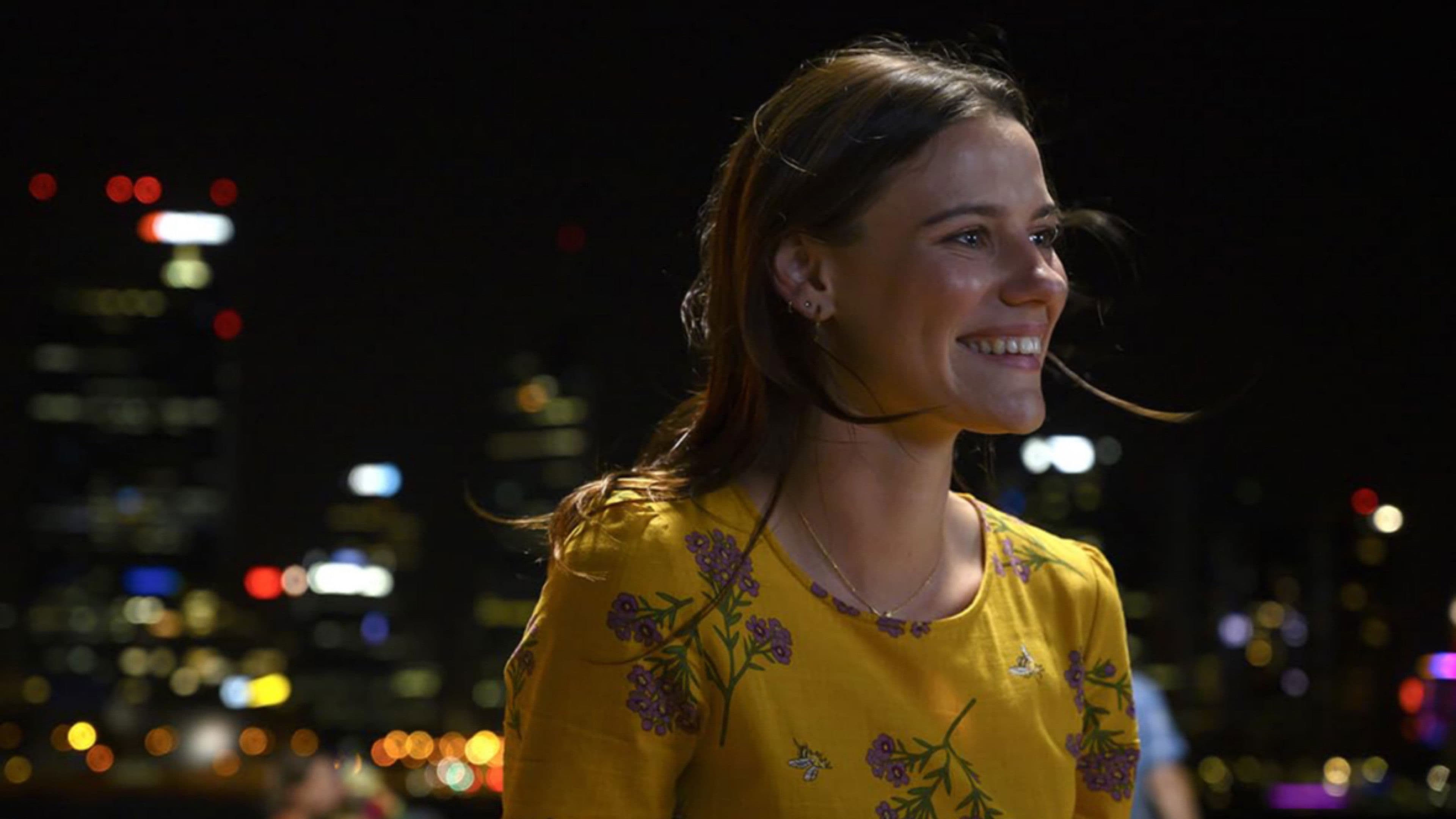 I Met a Girl backdrop