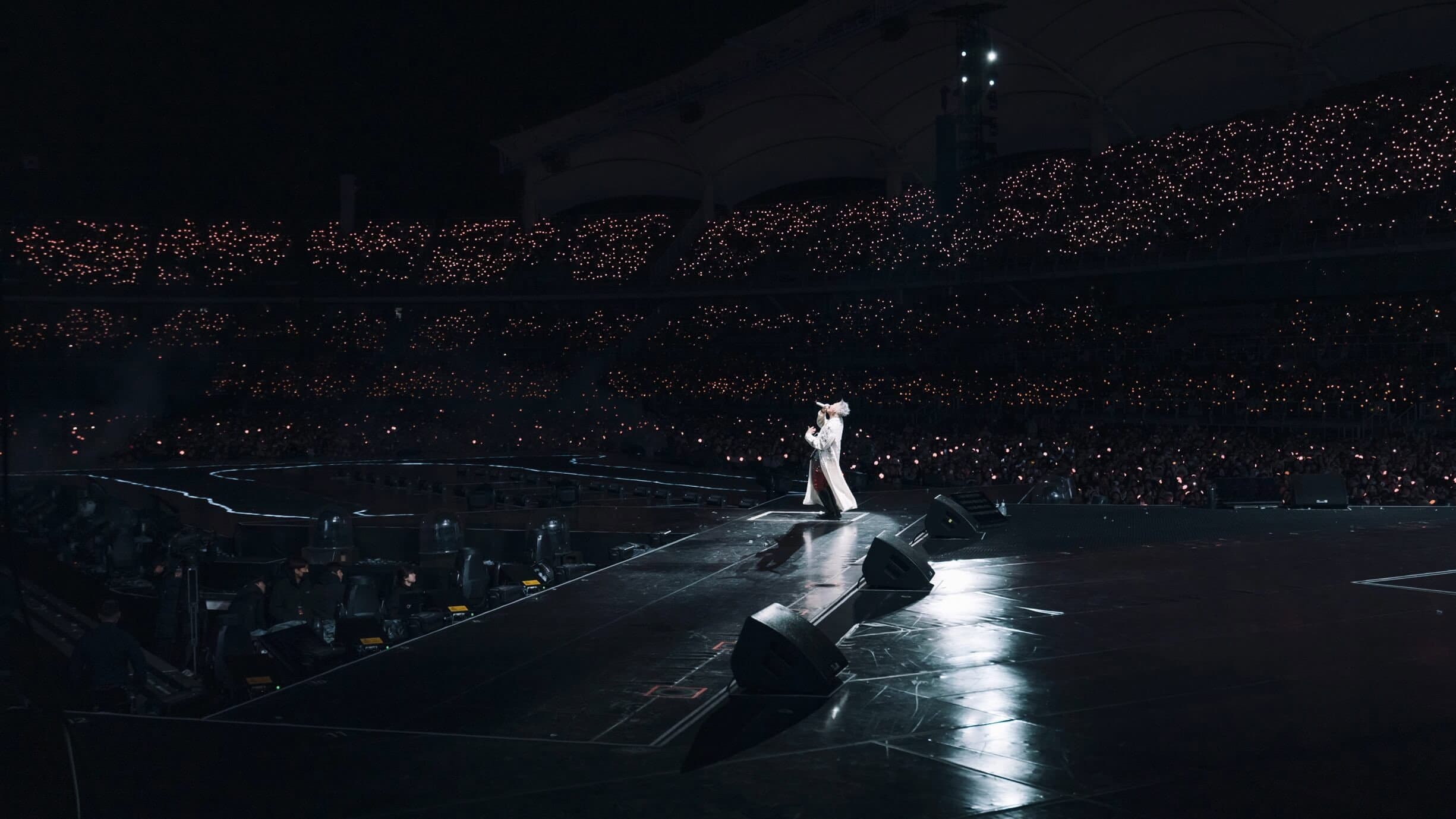G-DRAGON IN CINEMA [Übermensch] backdrop