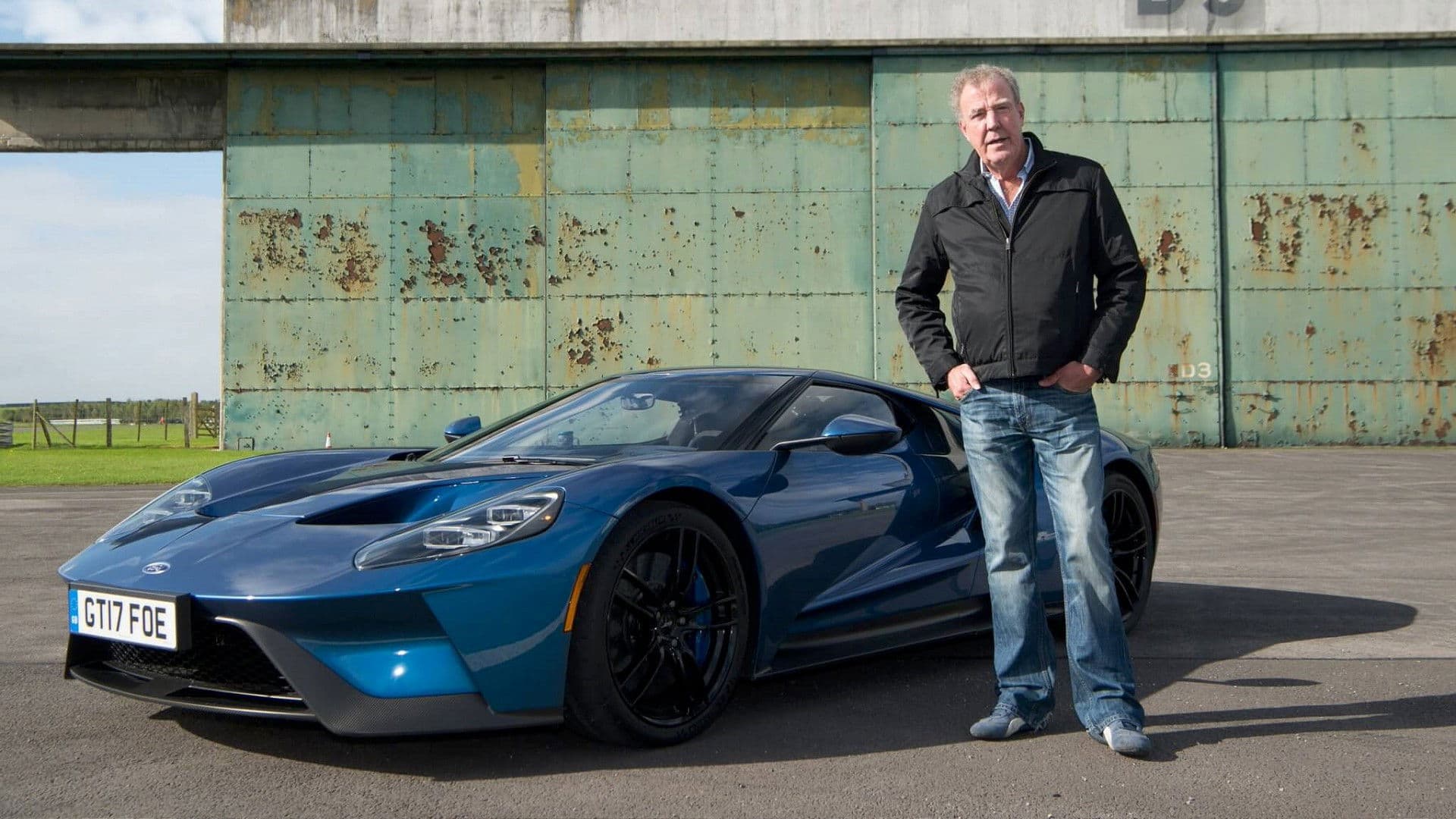 Jeremy Clarkson at Full Throttle backdrop