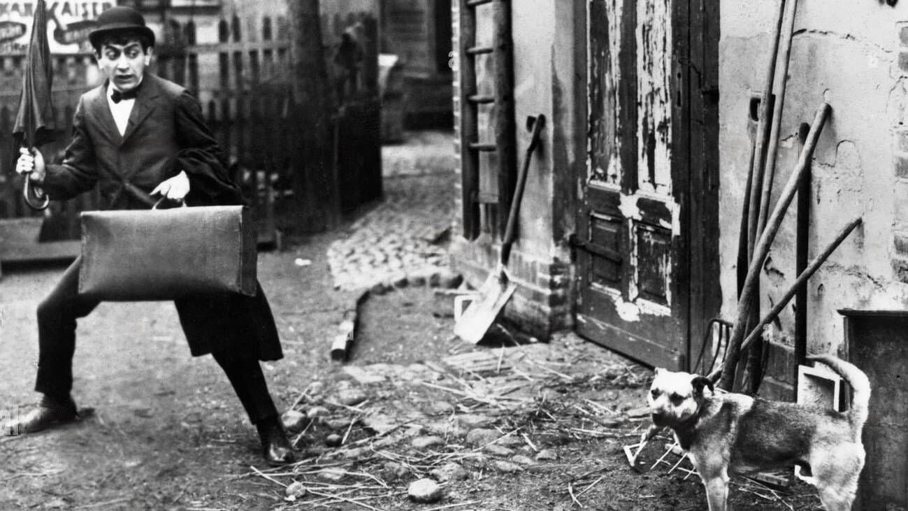 Miss Soapsuds backdrop