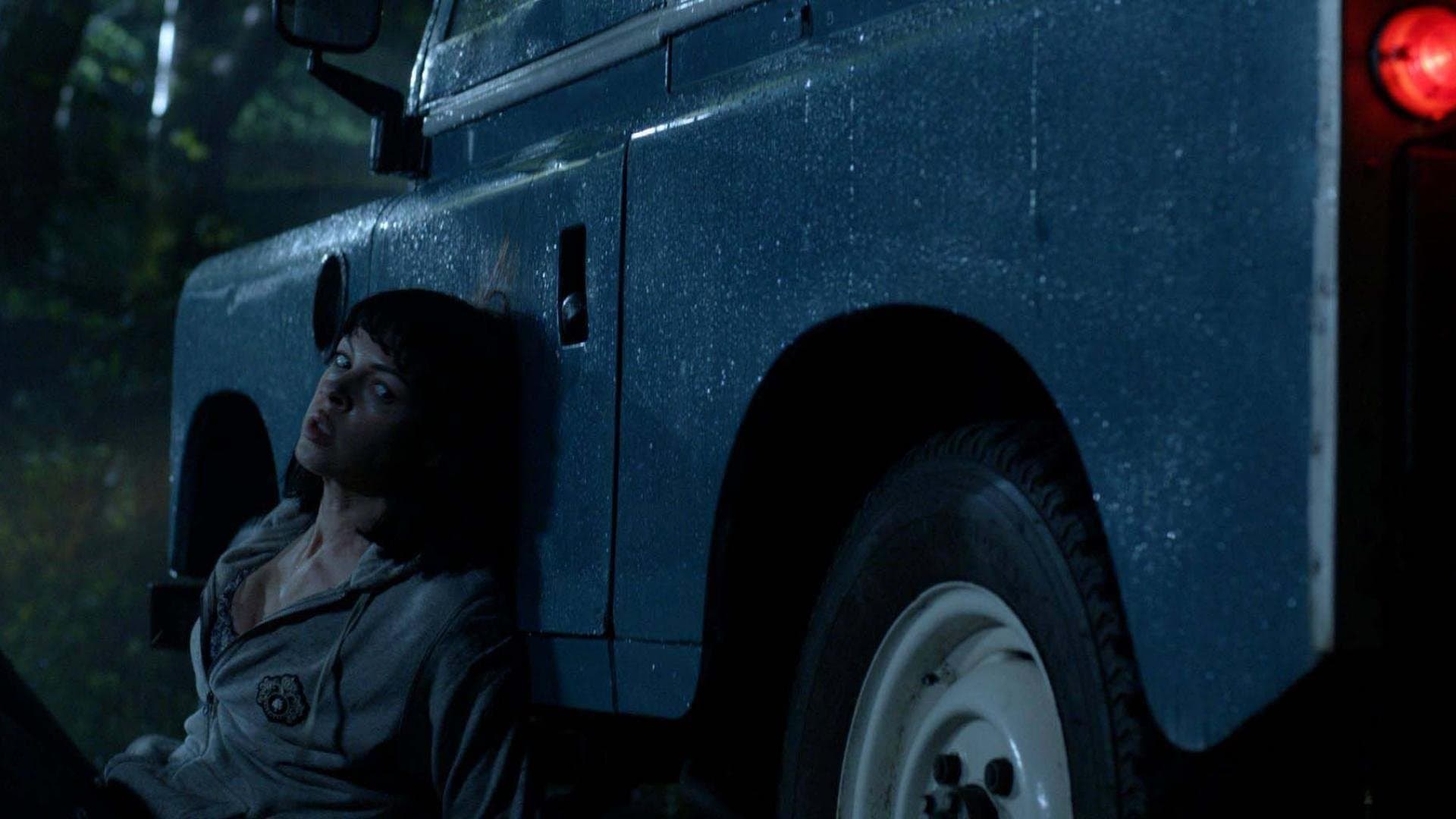 White Settlers backdrop