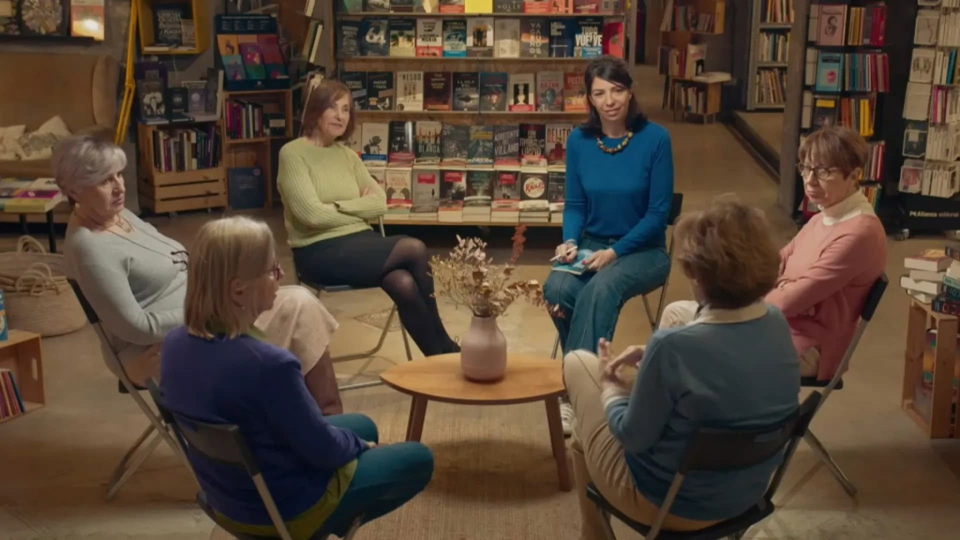 Cien libros juntas backdrop