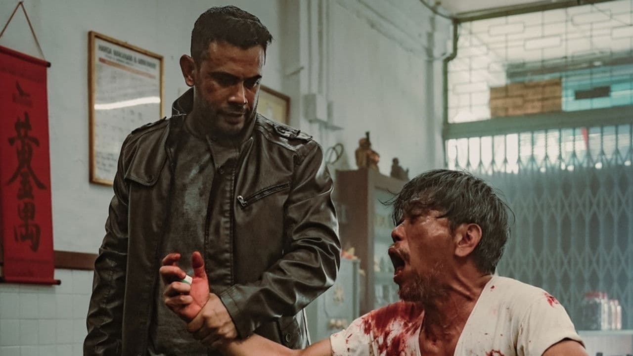 Mikael: Pemburu Dua Alam backdrop