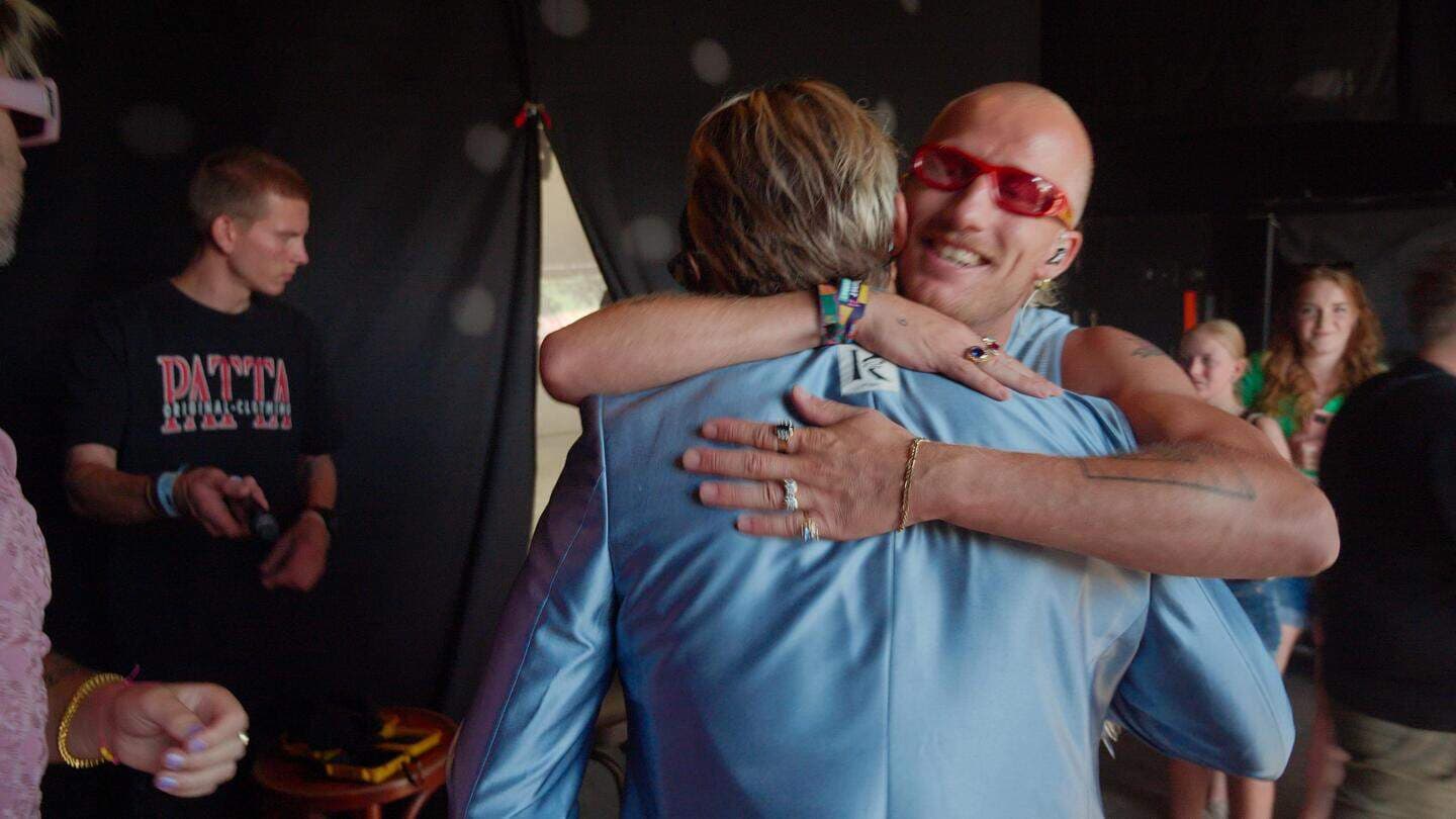 Goldband: Until We Break backdrop