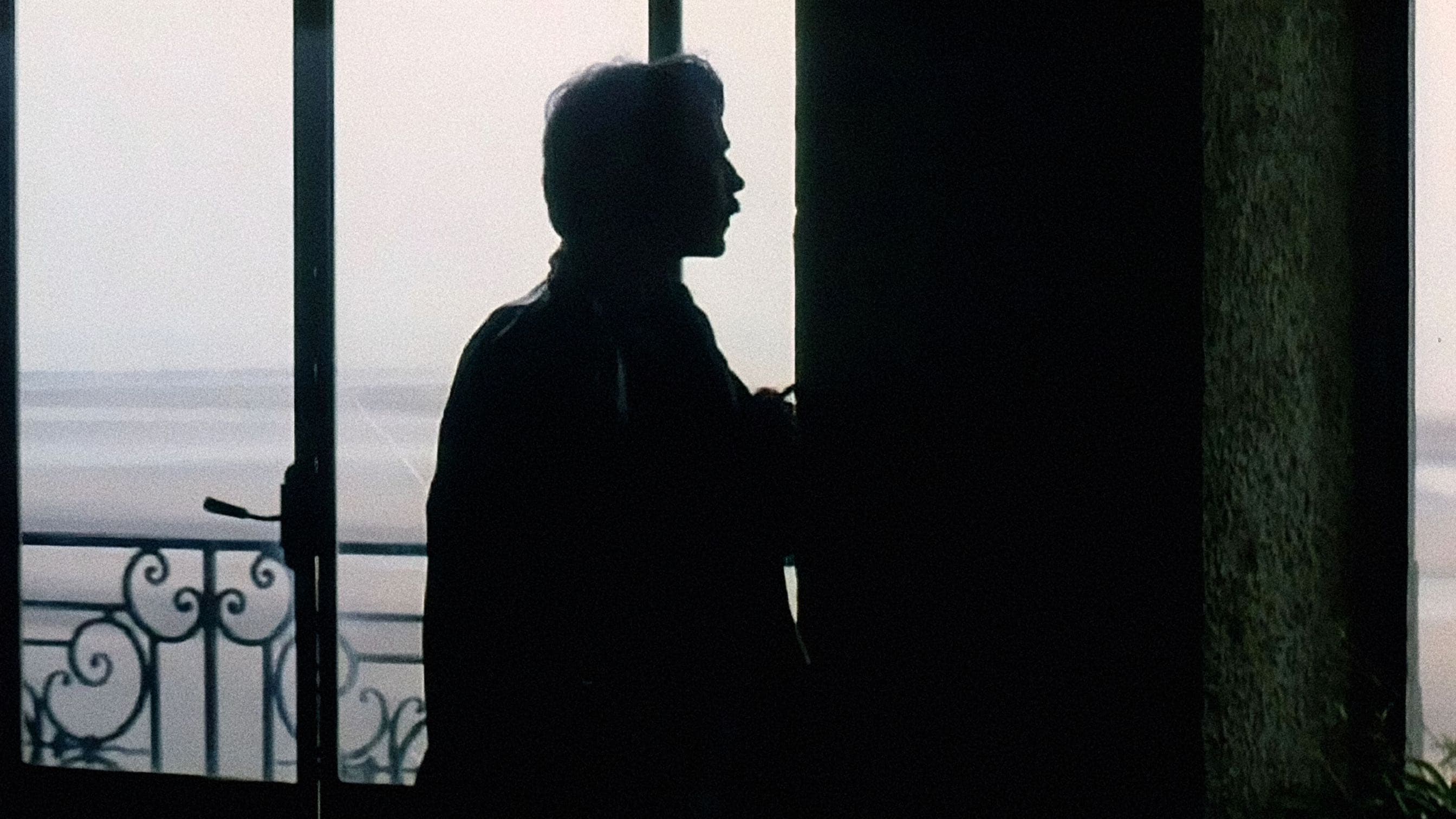 L’homme atlantique backdrop