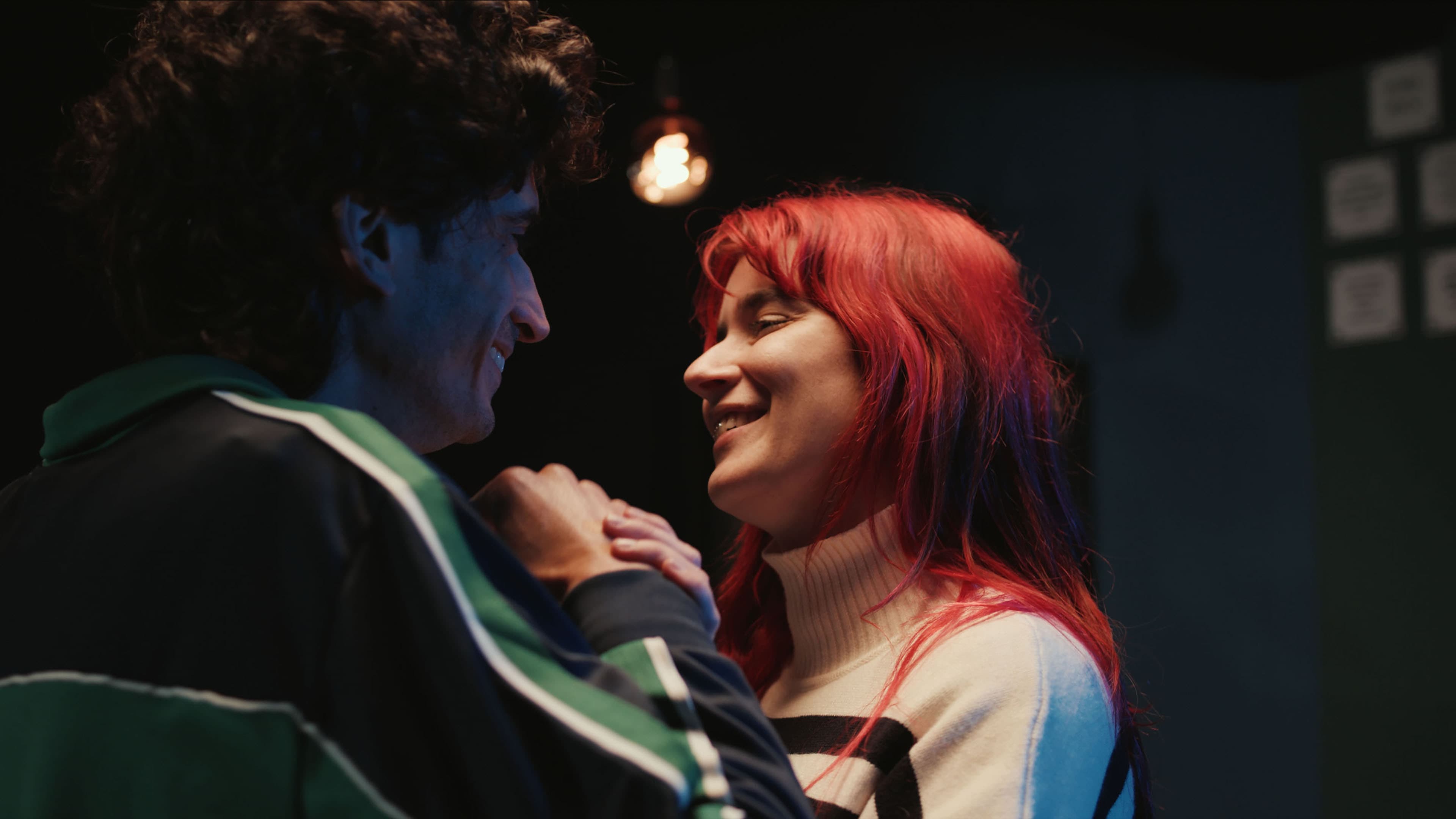 Histórias Estranhas 2 backdrop