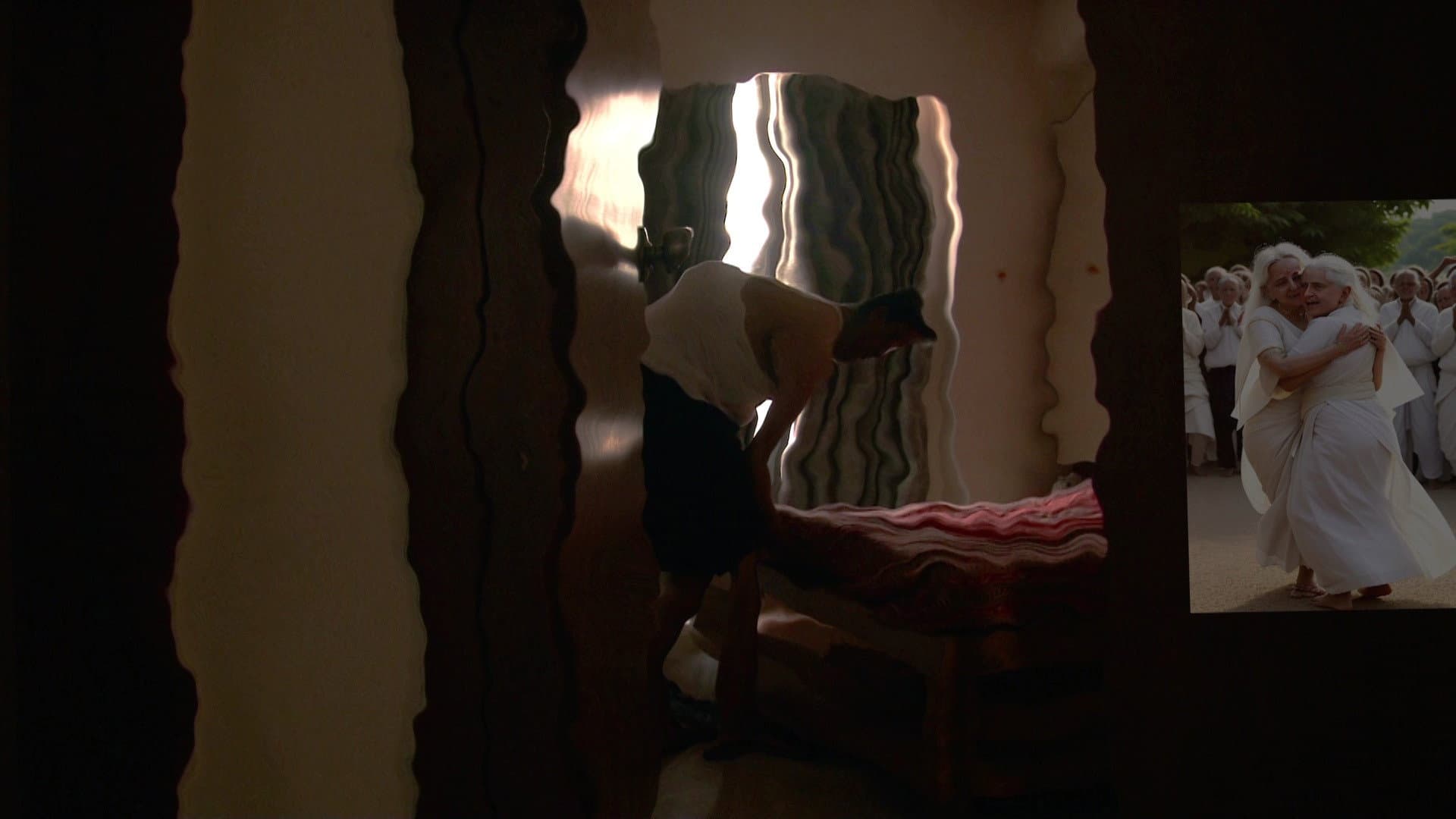 Hear O, Mahatma backdrop