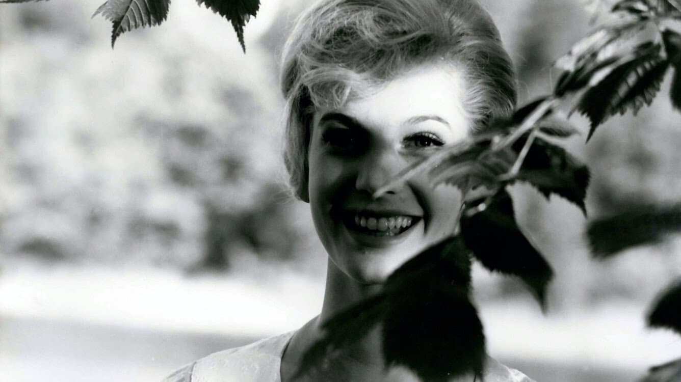 Ljuvlig är sommarnatten backdrop