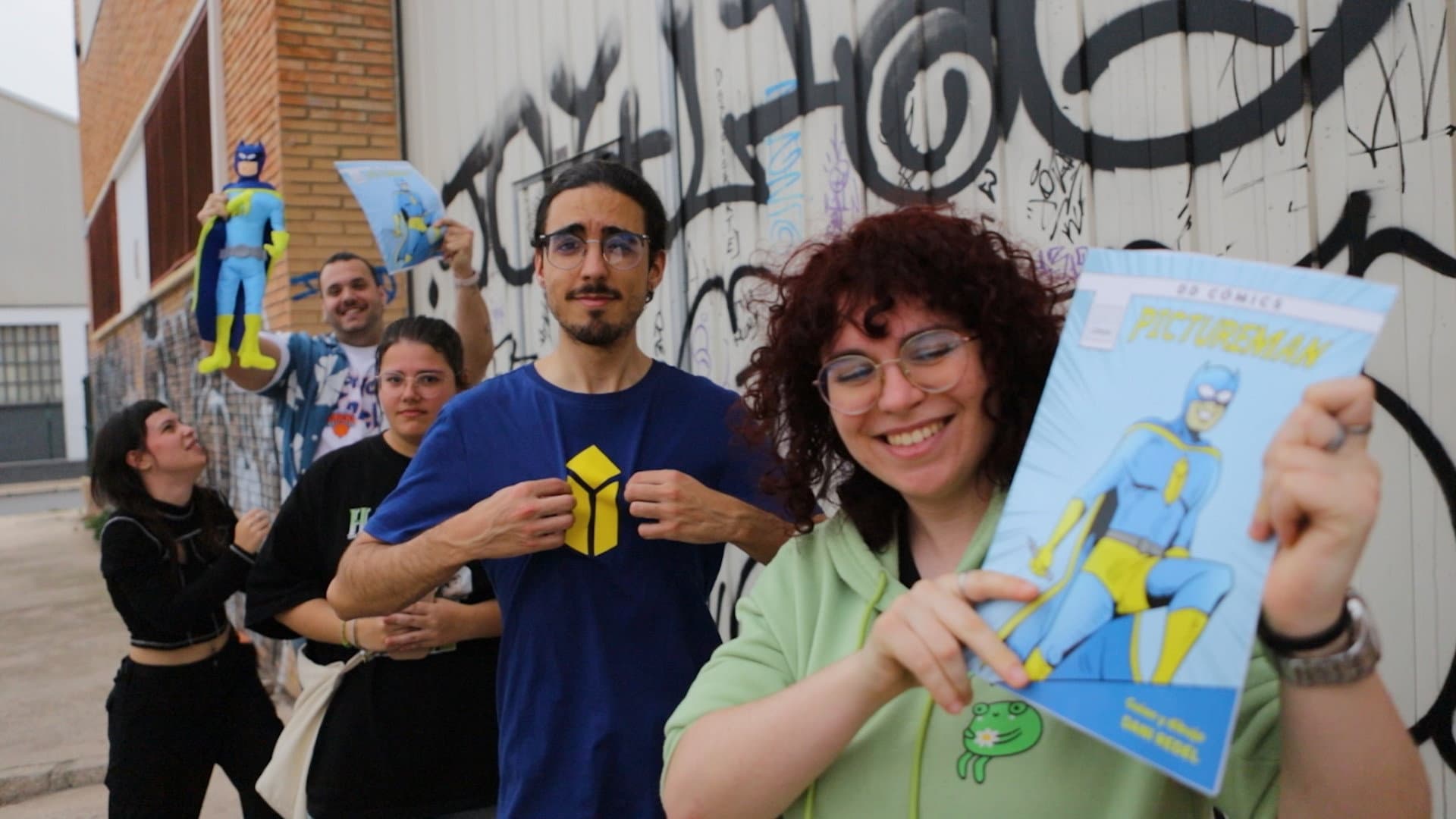 Pictureman News backdrop